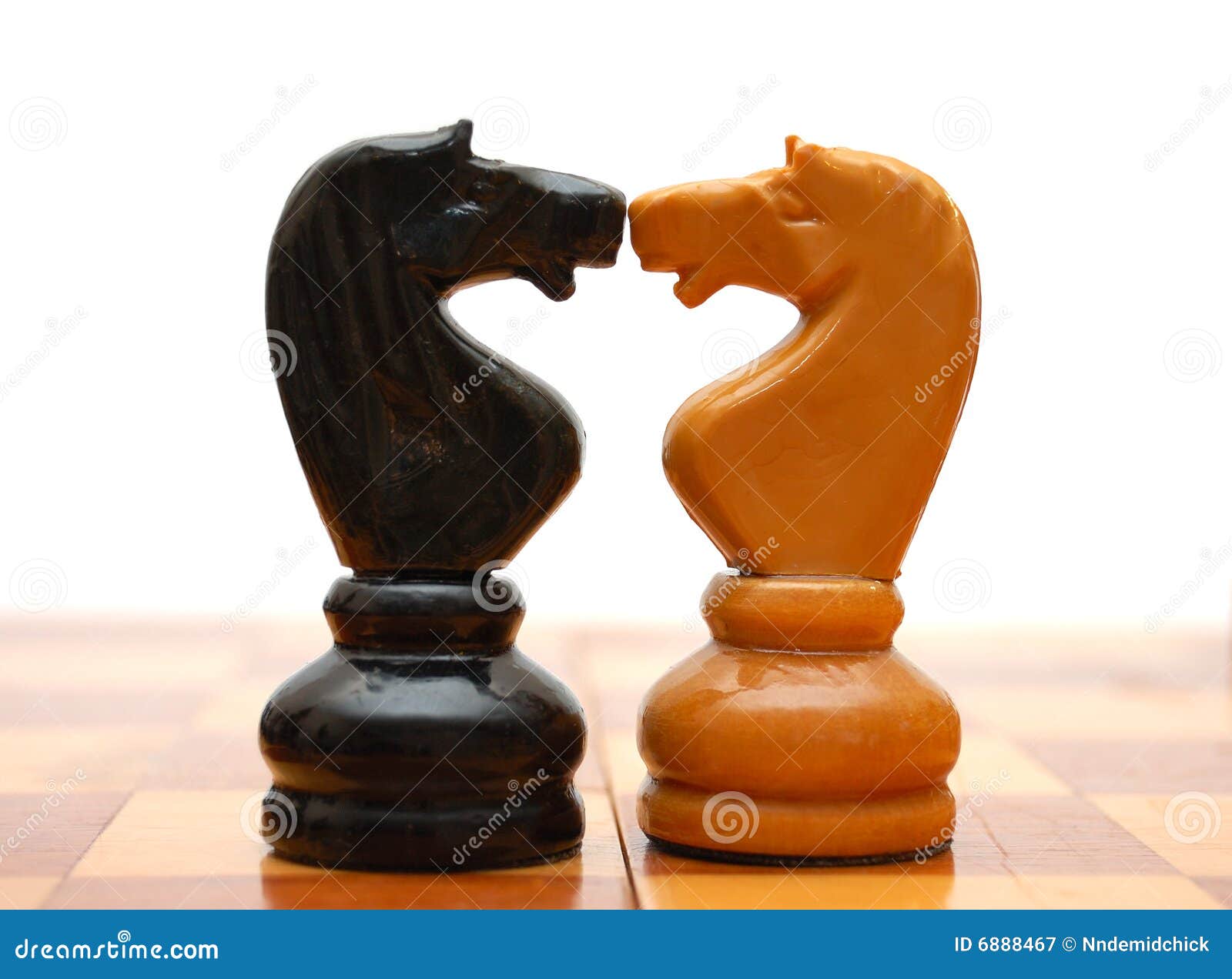 60+ Open Chess Board With Chess Wooden Pieces Stock Photos