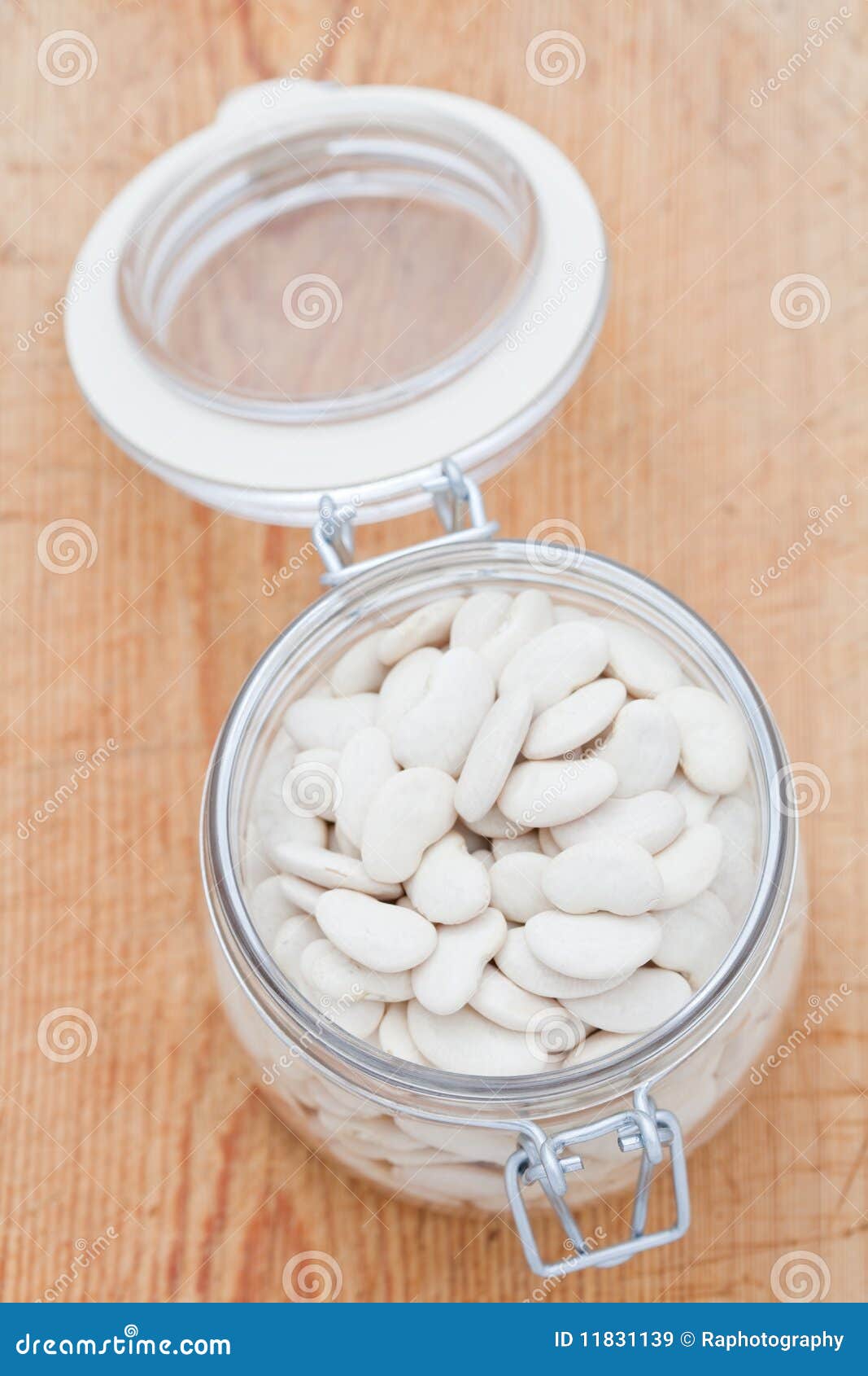 White butter beans stock image. Image of healthy, organic 11831139