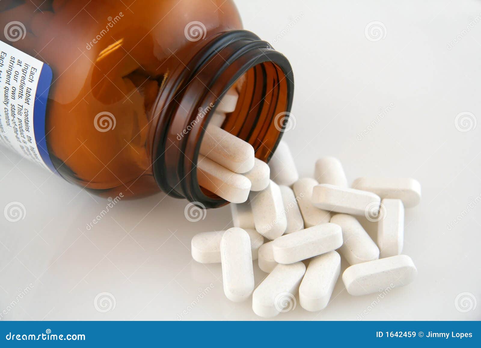 White Calcium Pills stock image. Image of cure, hospital - 1642459
