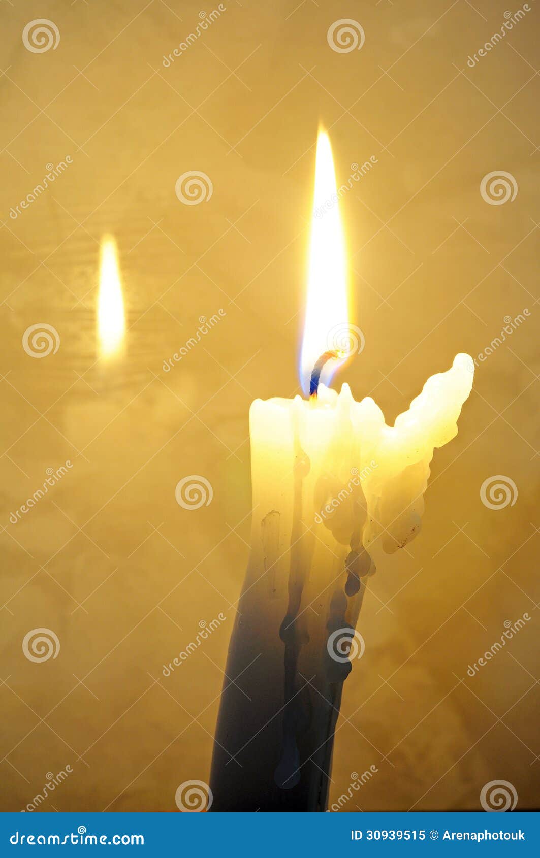 White Candle with Reflection. Stock Image Image of white, background