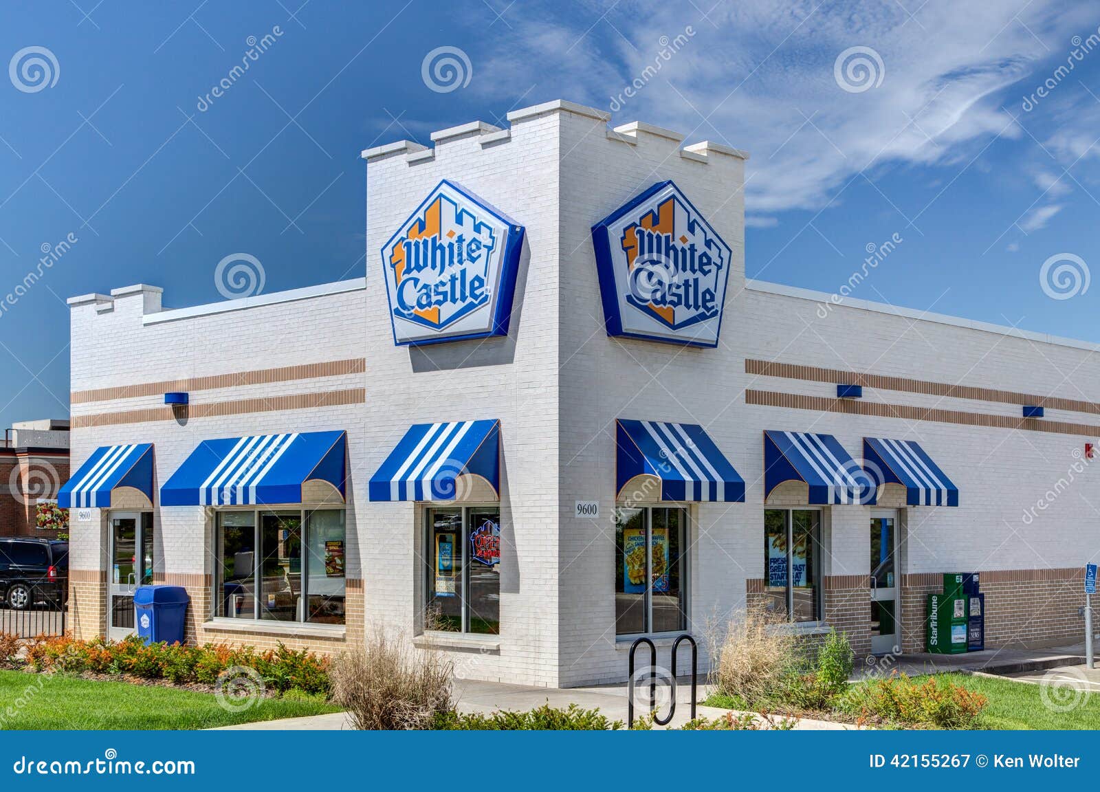 White Castle Restaurant editorial photography. Image of logo 42155267