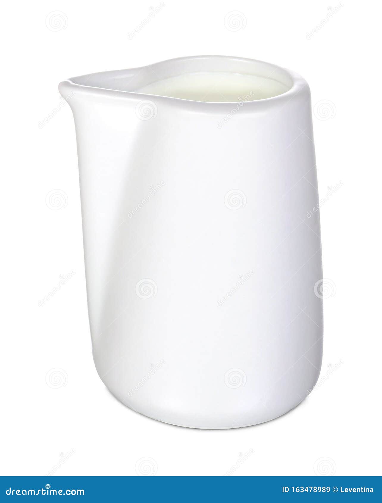 white ceramic saucier