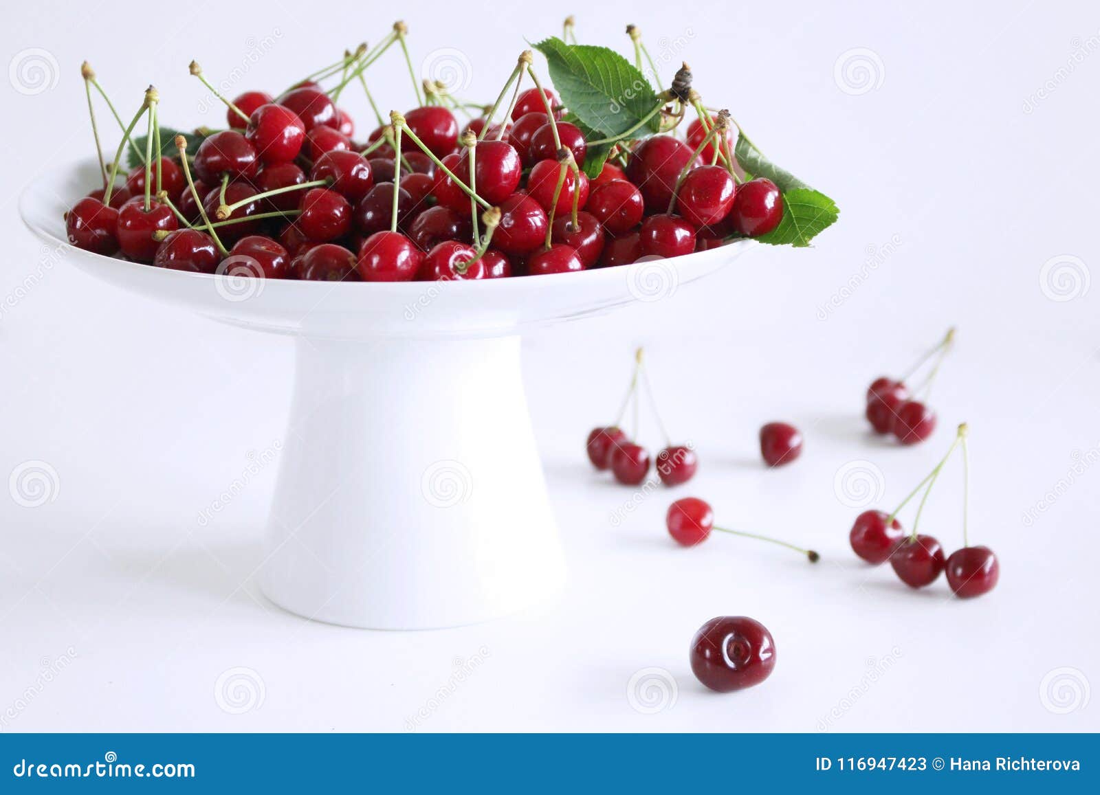 White China Bowl Filled With Juicy Fresh Cherries On White Background Fresh Mandarins Fruit For Healthy Life And Detox Stock Image Image Of Organic Closeup