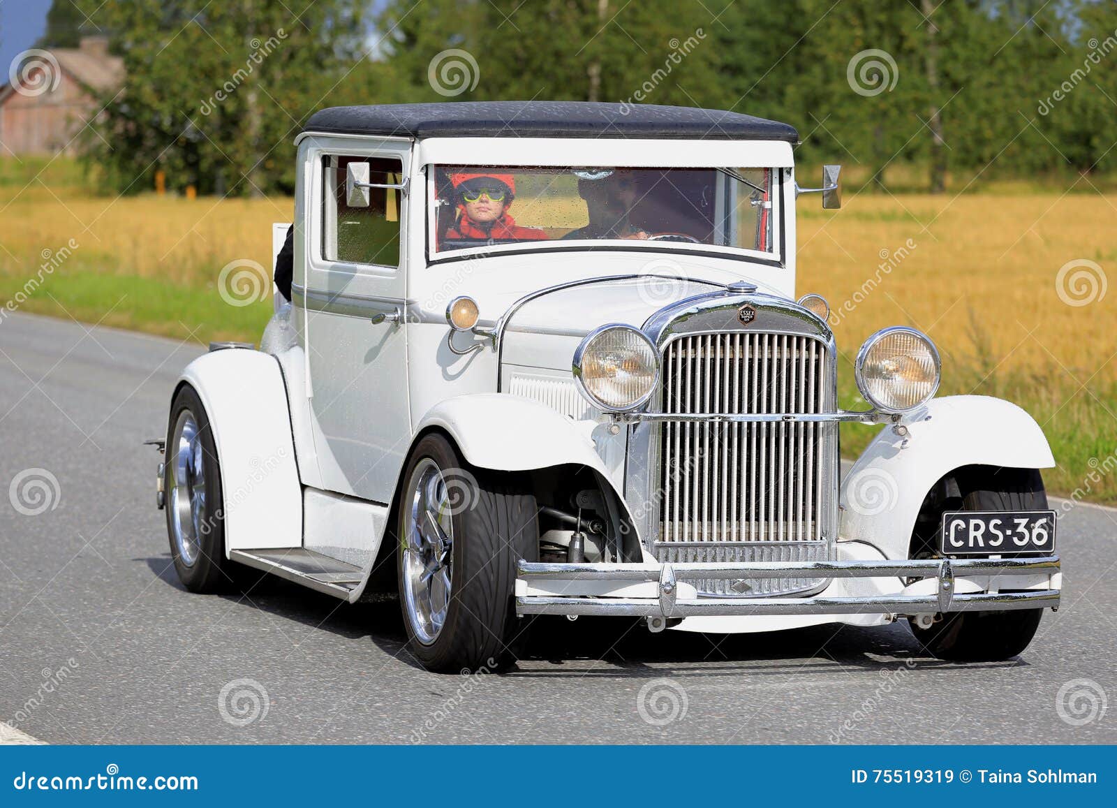 White Essex Super Six 1929 Classic Car on the Road Editorial Stock