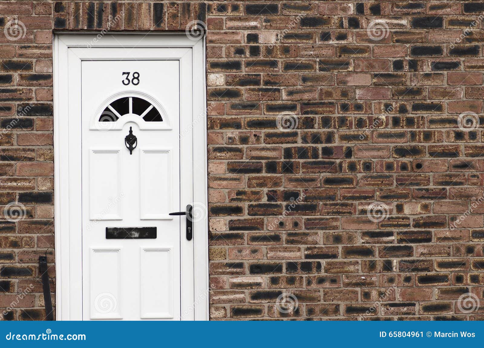 White Front Door Of A Red Brick English Town House. Manchester. Stock Image - Image ...1300 x 951