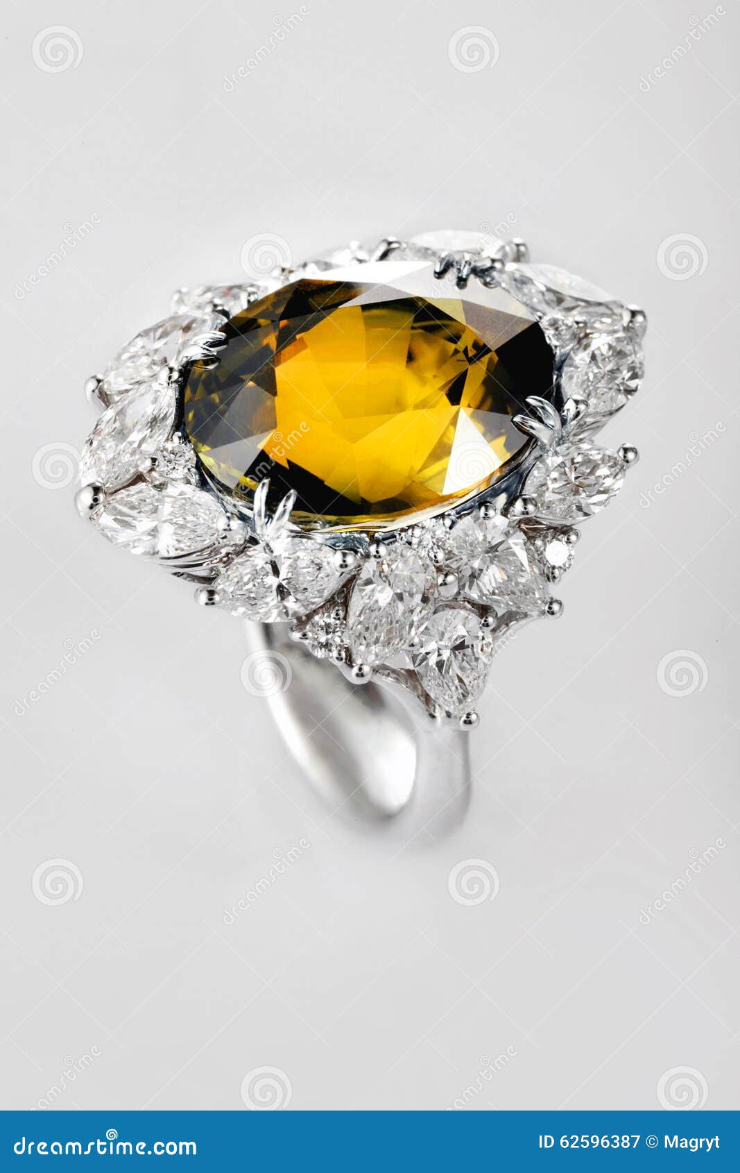 Split Shank Round Diamond Engagement Ring in 14k Solid