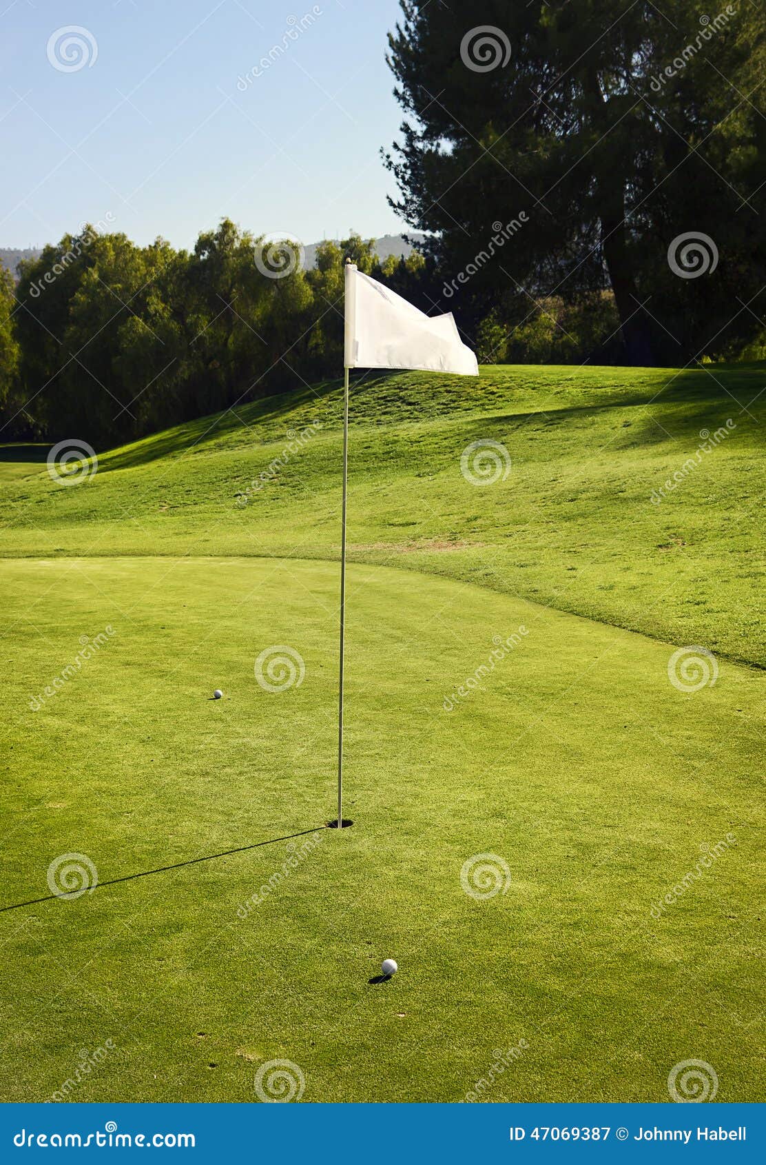 White Golf Course Flag stock image. Image of post, competition 47069387