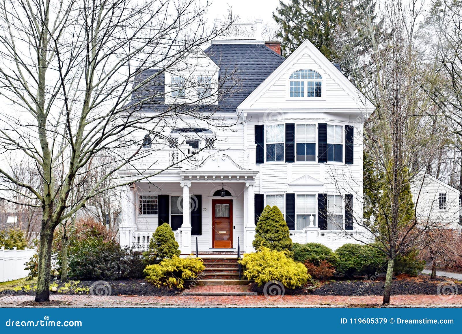 White Historic House with Wood Door and Unique Windows Editorial Stock Image - Image of sidewalk, trim: 119605379 White Historic House With Wood Door And Unique Windows Editorial Stock Image - Image Of Sidewalk, Trim: 119605379