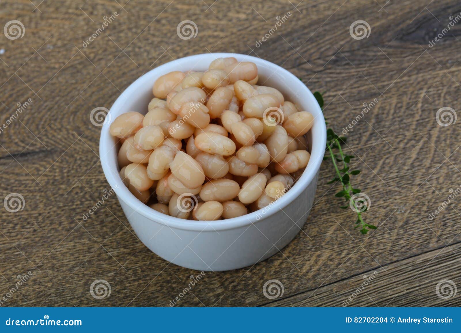White kidney beans stock photo. Image of uncooked, closeup 82702204