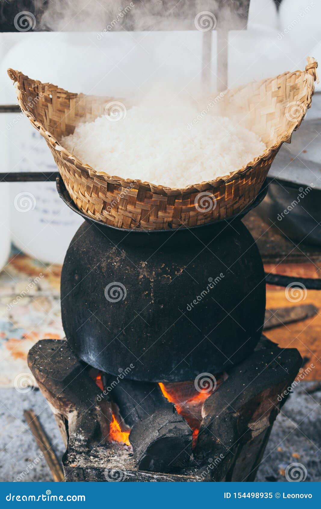 916 Wood Stove Asia Photos Free Royalty Free Stock Photos From Dreamstime