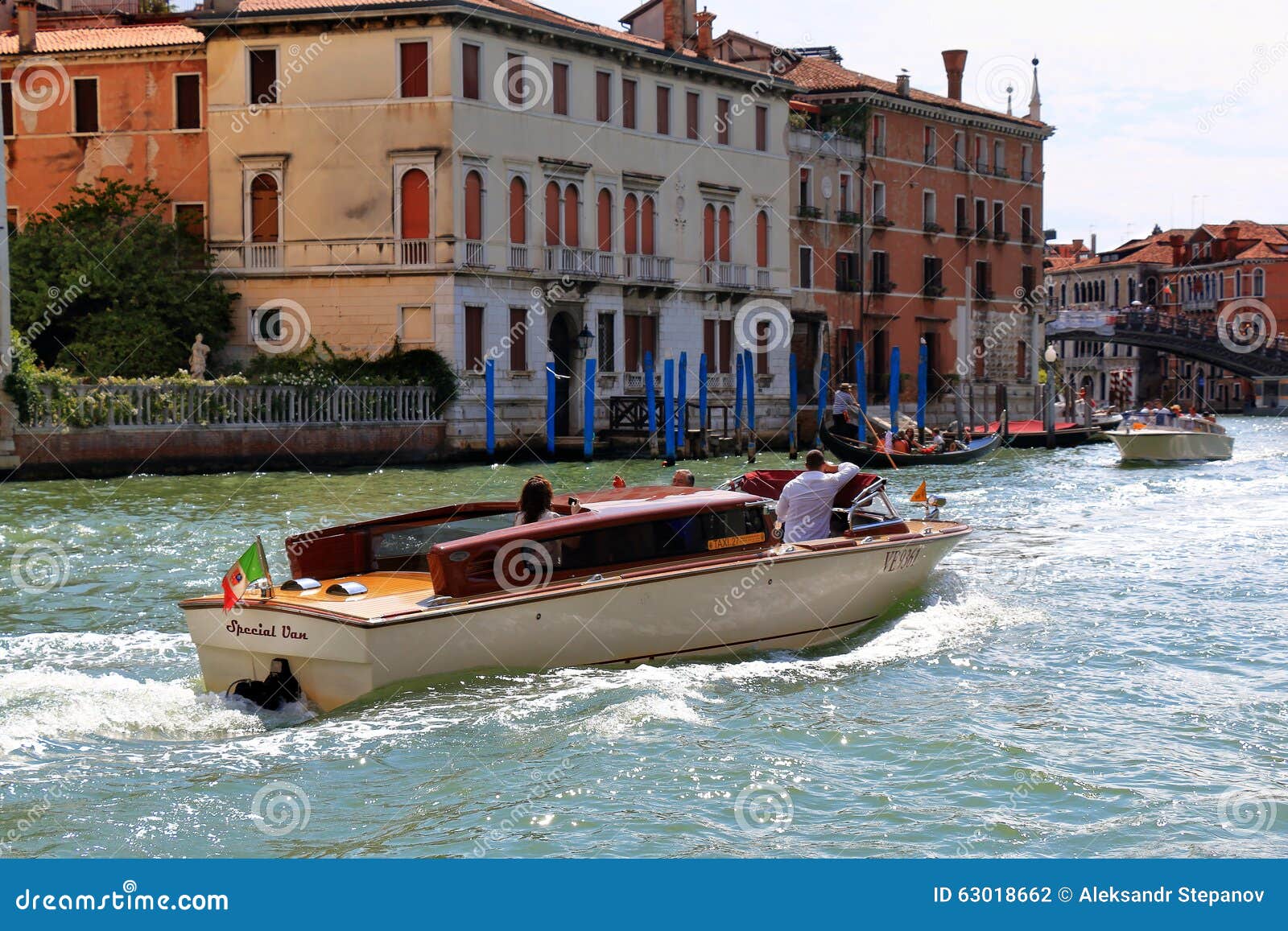 motorboat in venice