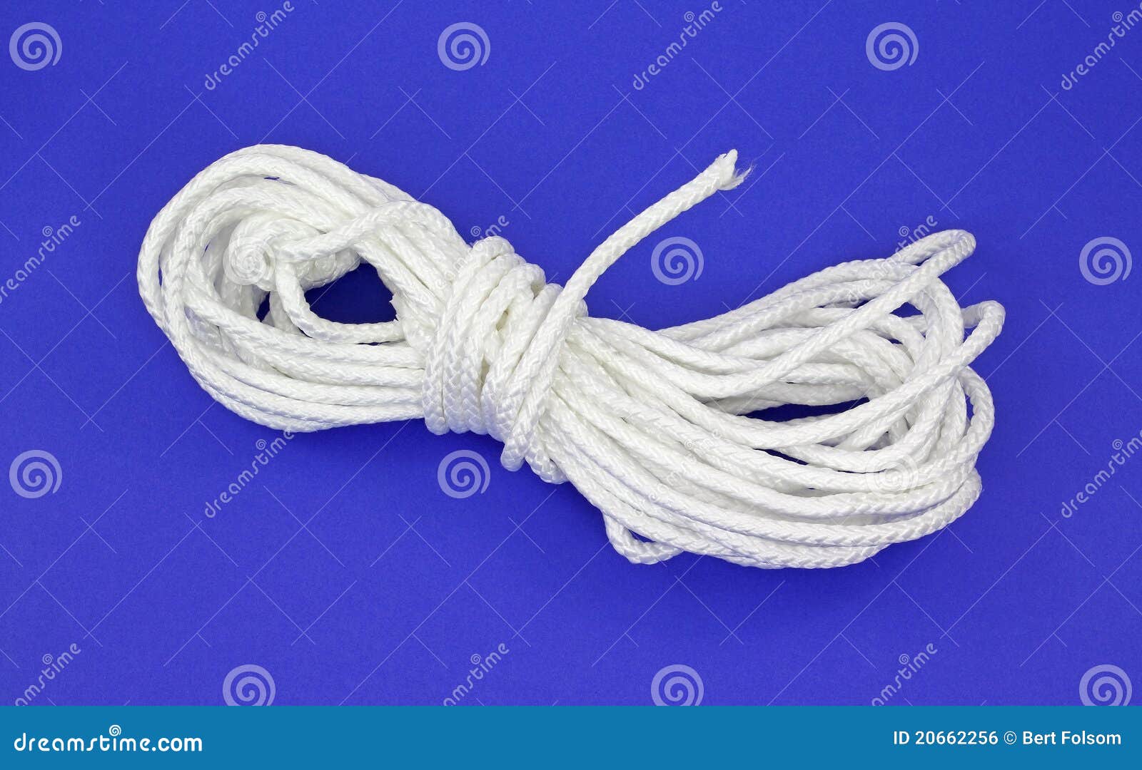 244 White Polypropylene Rope Stock Photos - Free & Royalty-Free Stock  Photos from Dreamstime