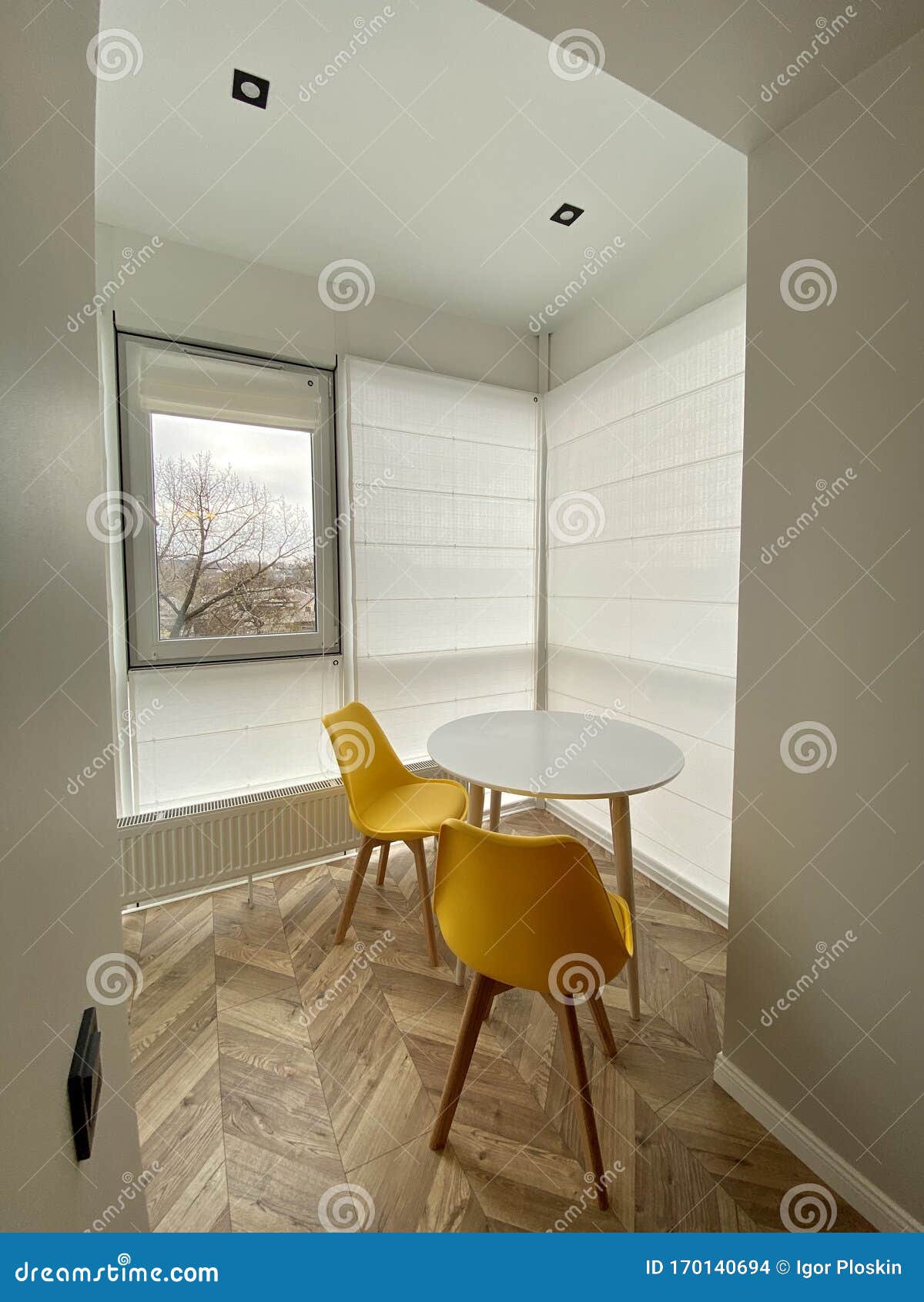 White Round Table and Yellow Chairs Stock Photo Image of ganz, flat