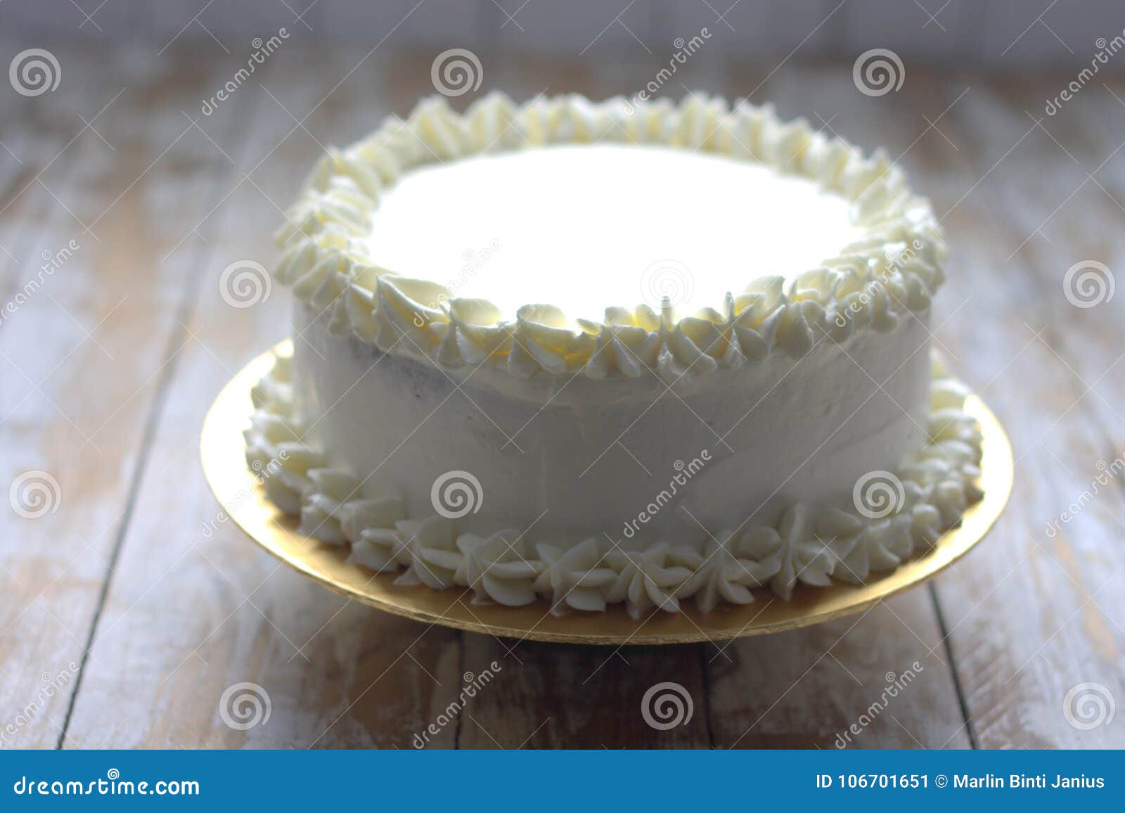 All-Occasion White Cake - Bakerella
