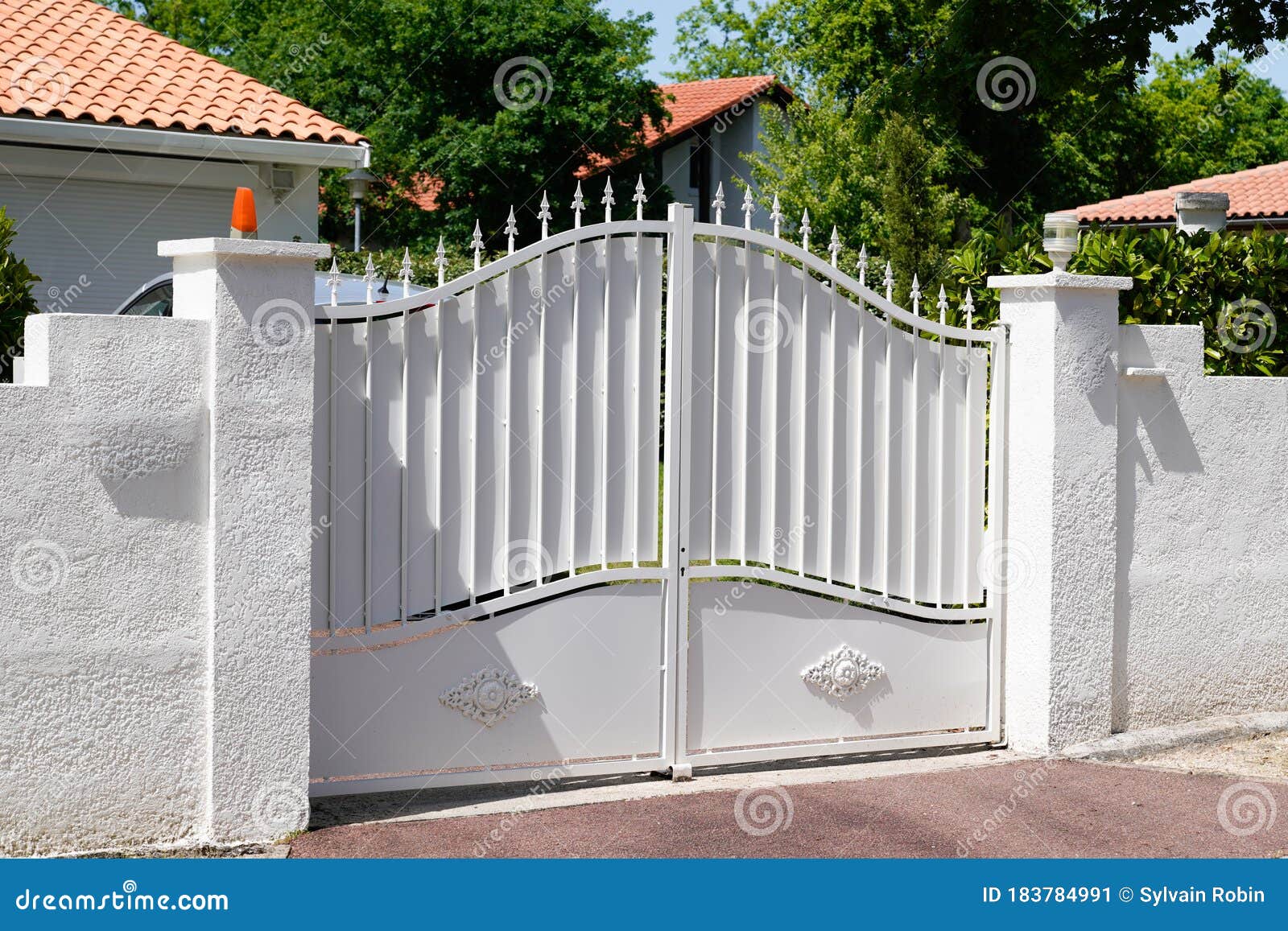 White Steel Retro Design Metal Aluminum Gate of Vintage House ...