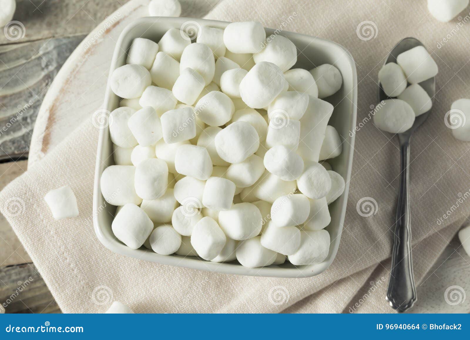 Mini Marshmallow Background Stock Photo - Download Image Now - Marshmallow,  Small, White Color - iStock
