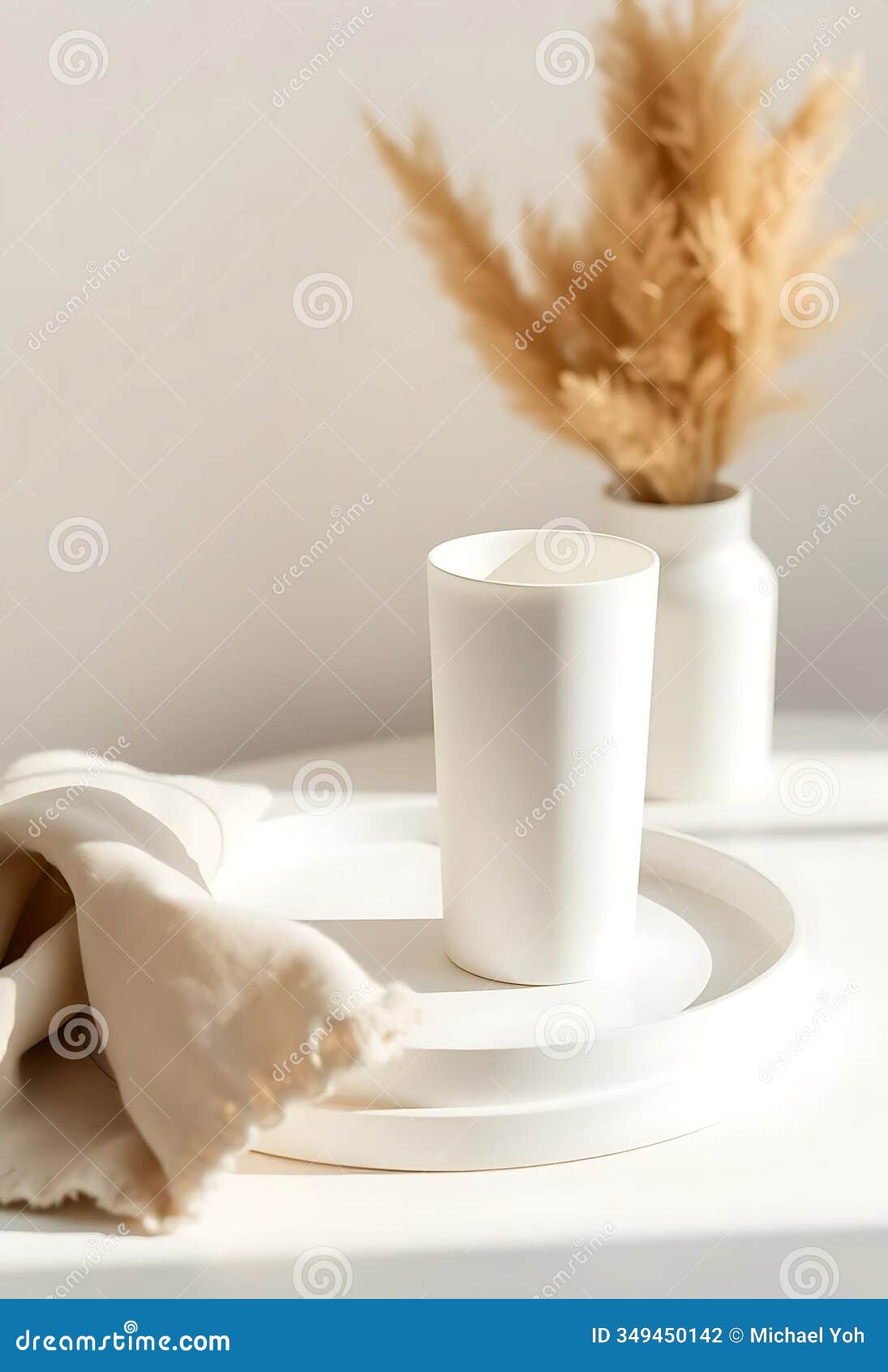 white table setting minimalist 