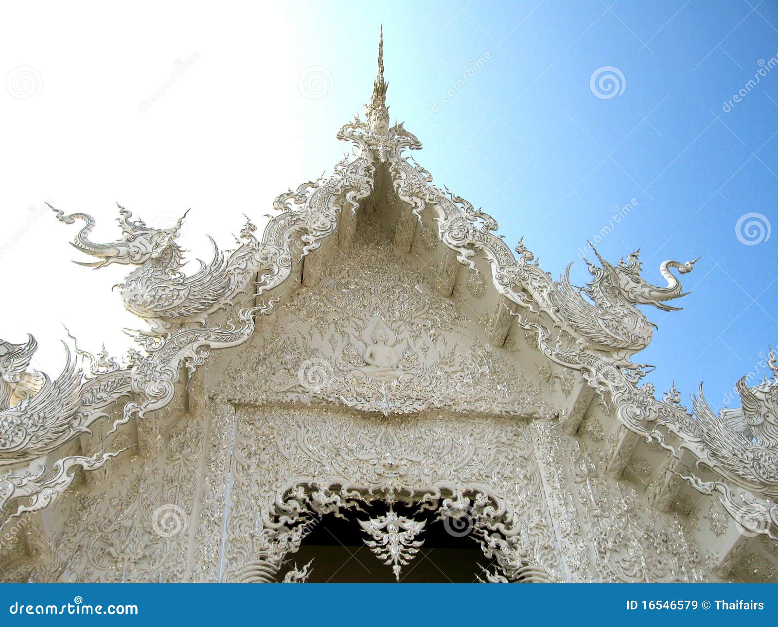 white temple at chiang rai in thailand