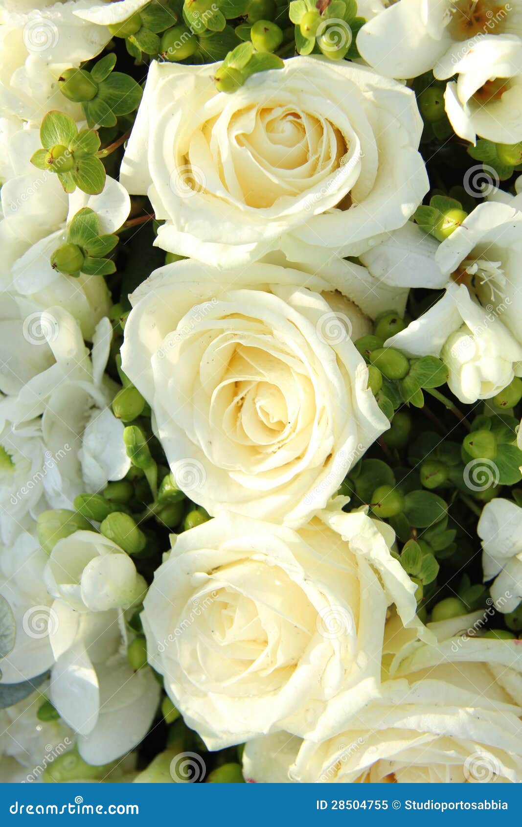 White wedding flowers stock image. Image of colors, flora 28504755