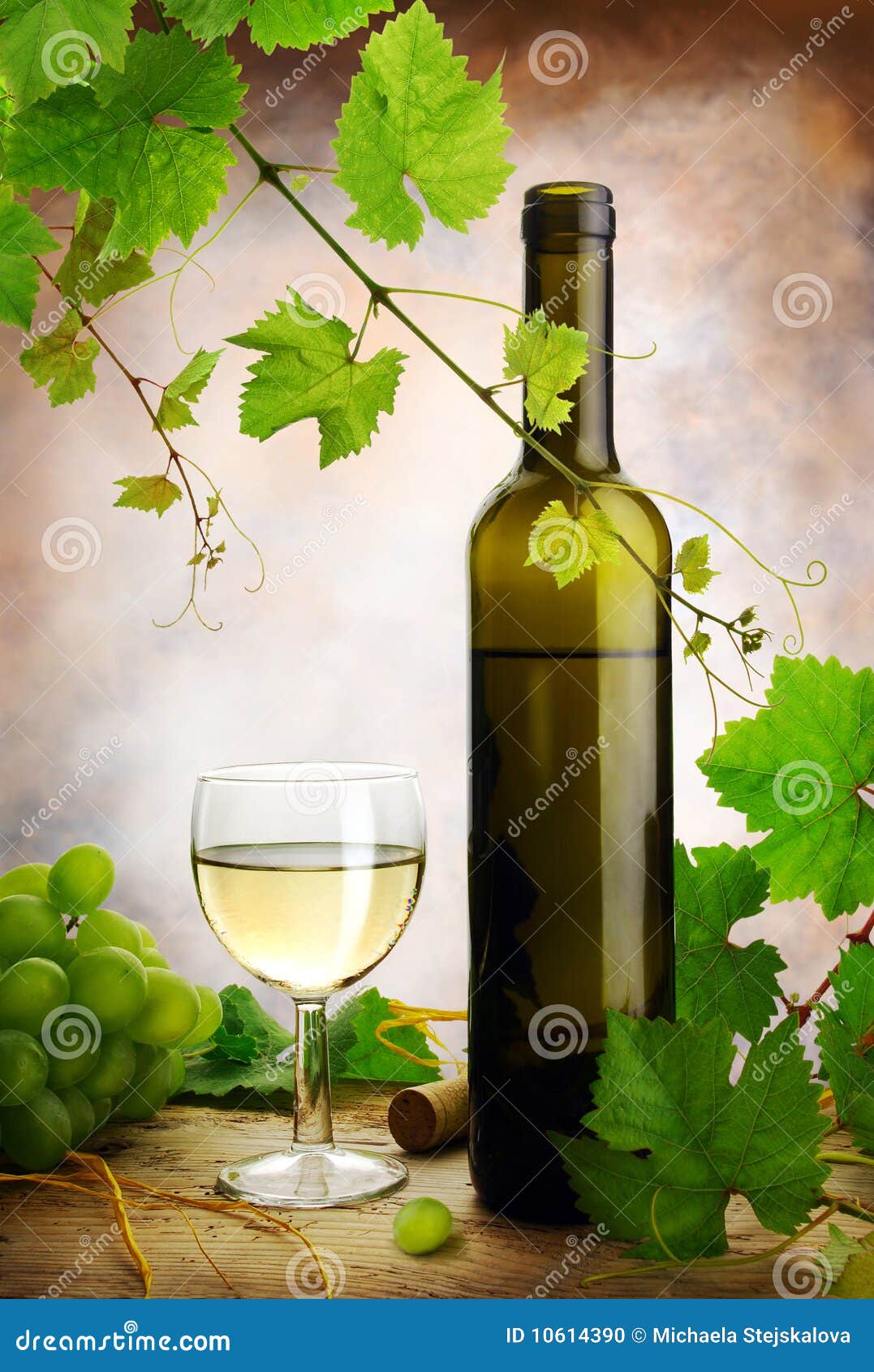 White wine still life stock photo. Image of berries, alcohol 10614390