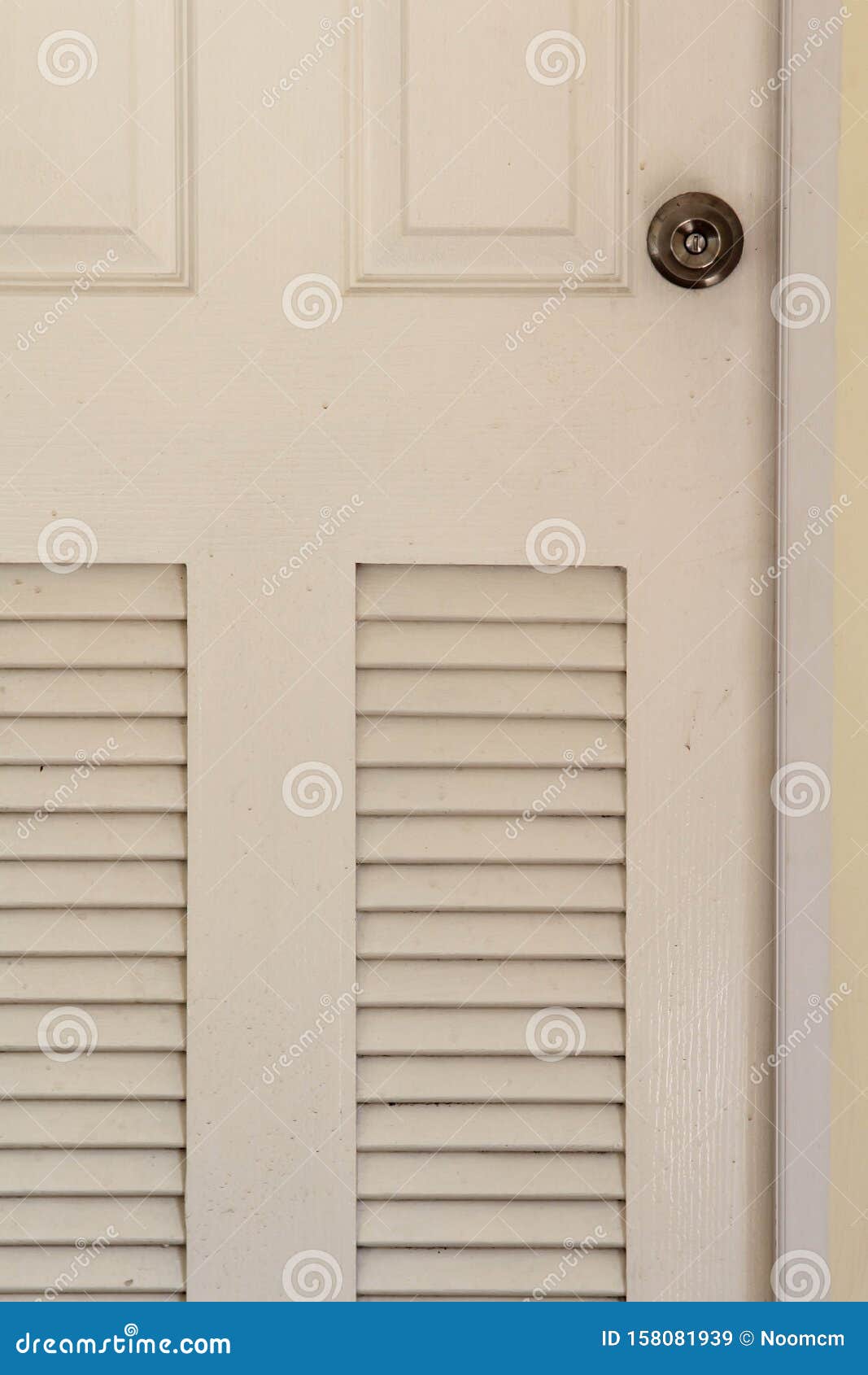 Bathroom Door With Louver Stock Image Image Of Louver 158081939