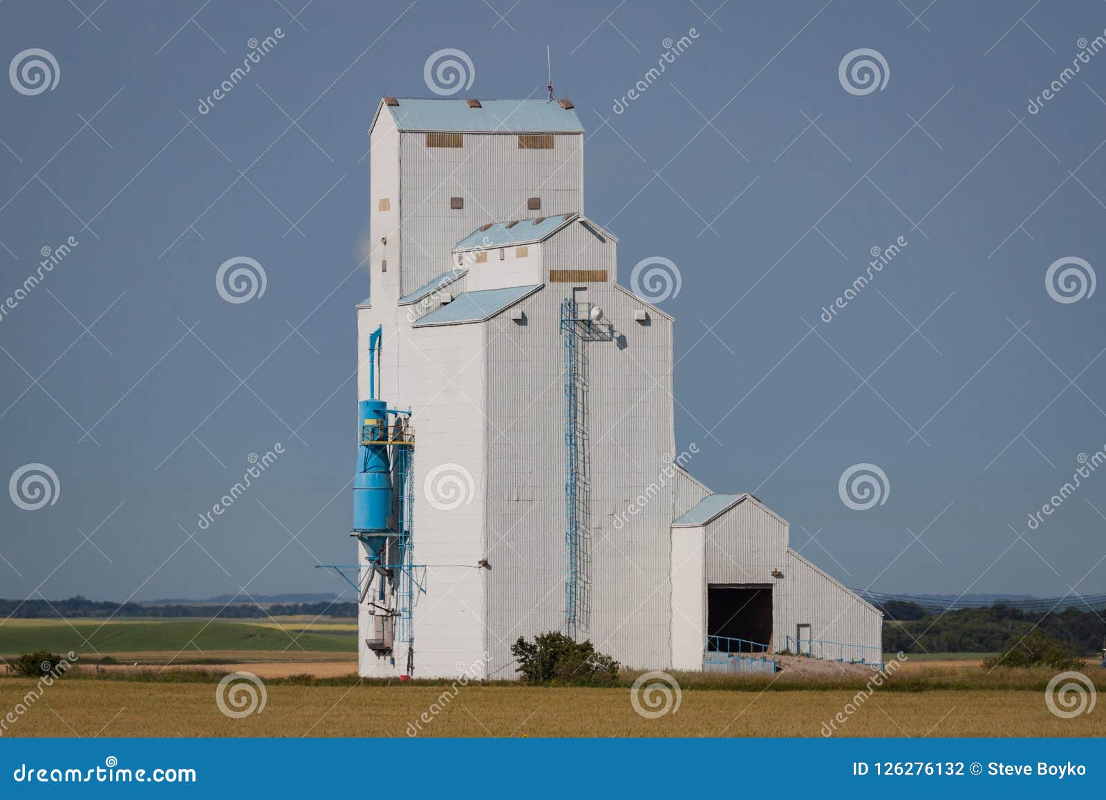 White Grain Elevator on the Canadian Prairie Stock Photo Image of