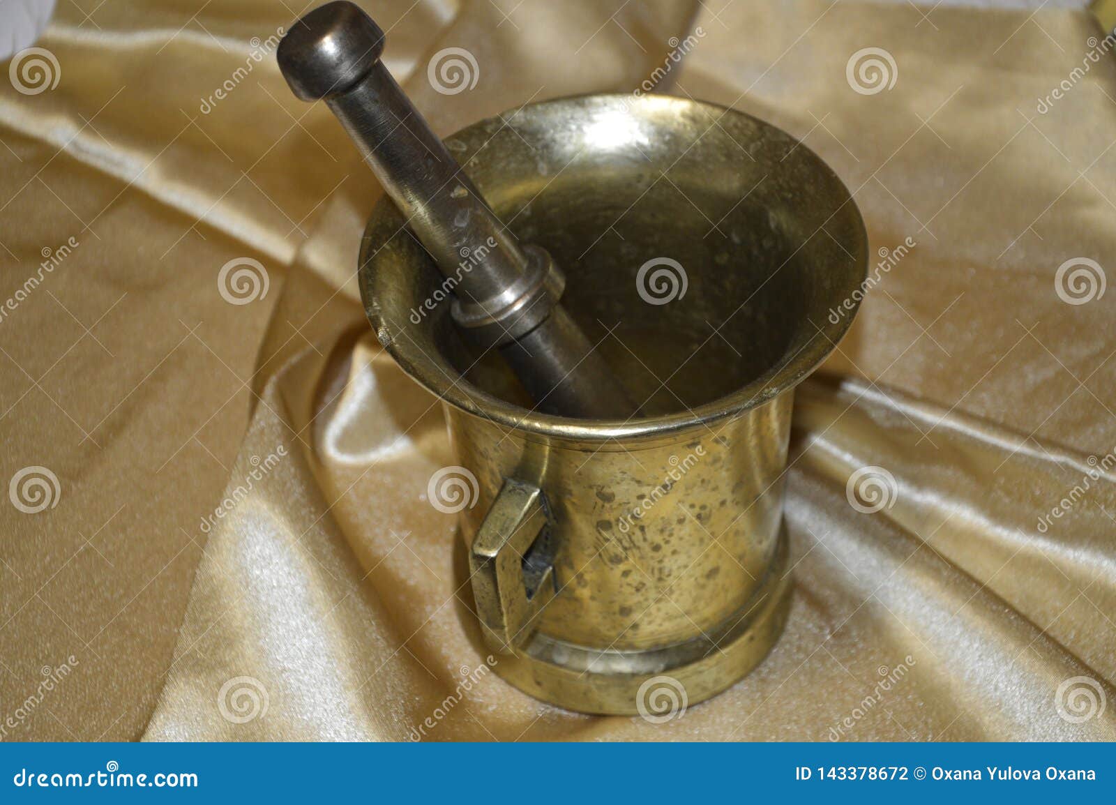 Ancient mortar with pestle stock photo. Image of white - 143378672