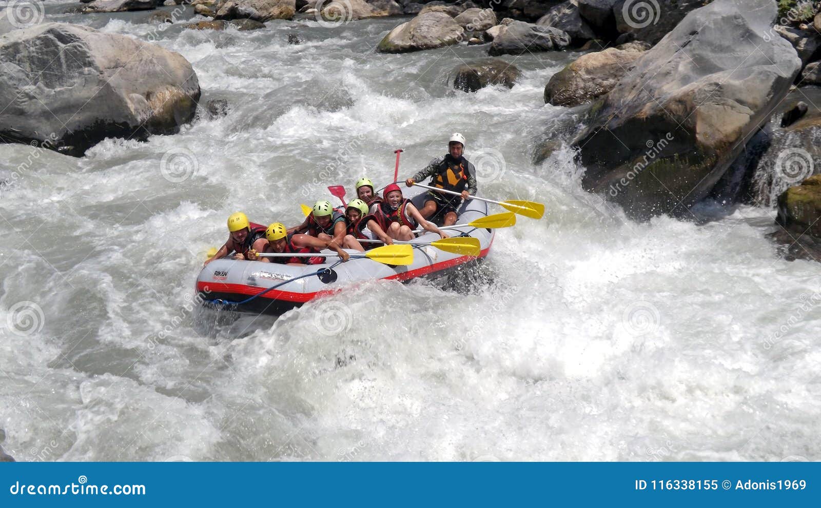 Whitewater Rafting editorial image. Image of dangerous 116338155