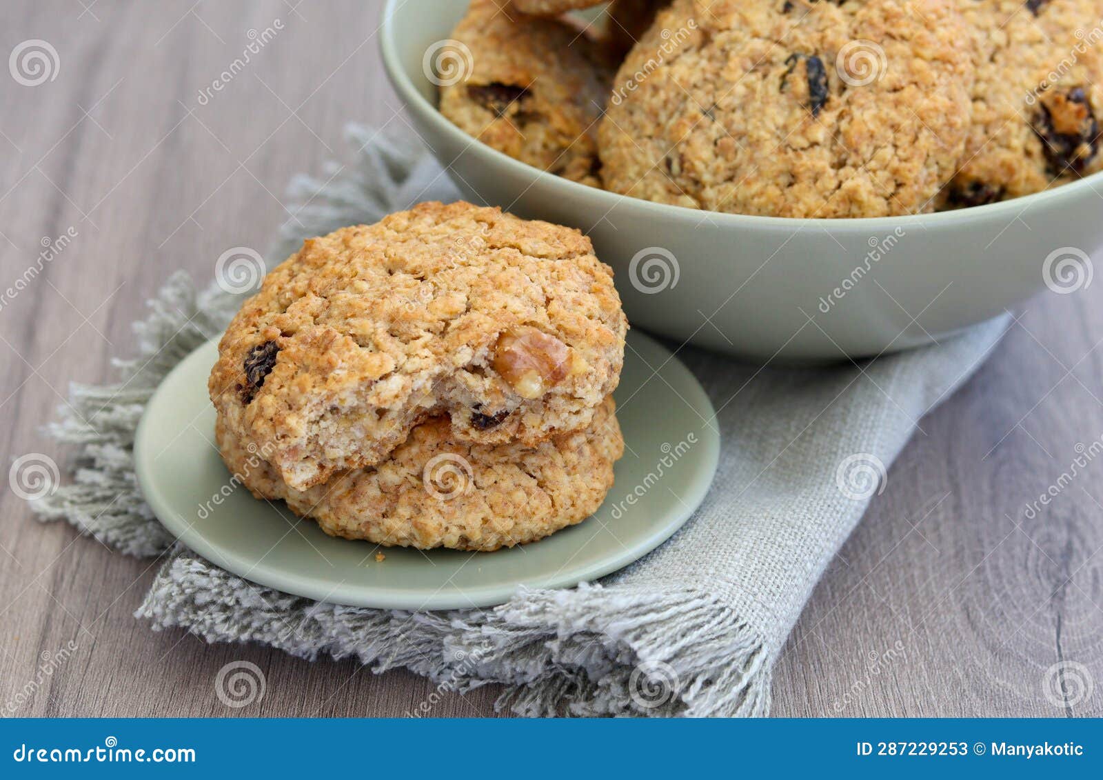 Whole grain oat cookies stock image. Image of bake, cookies 287229253