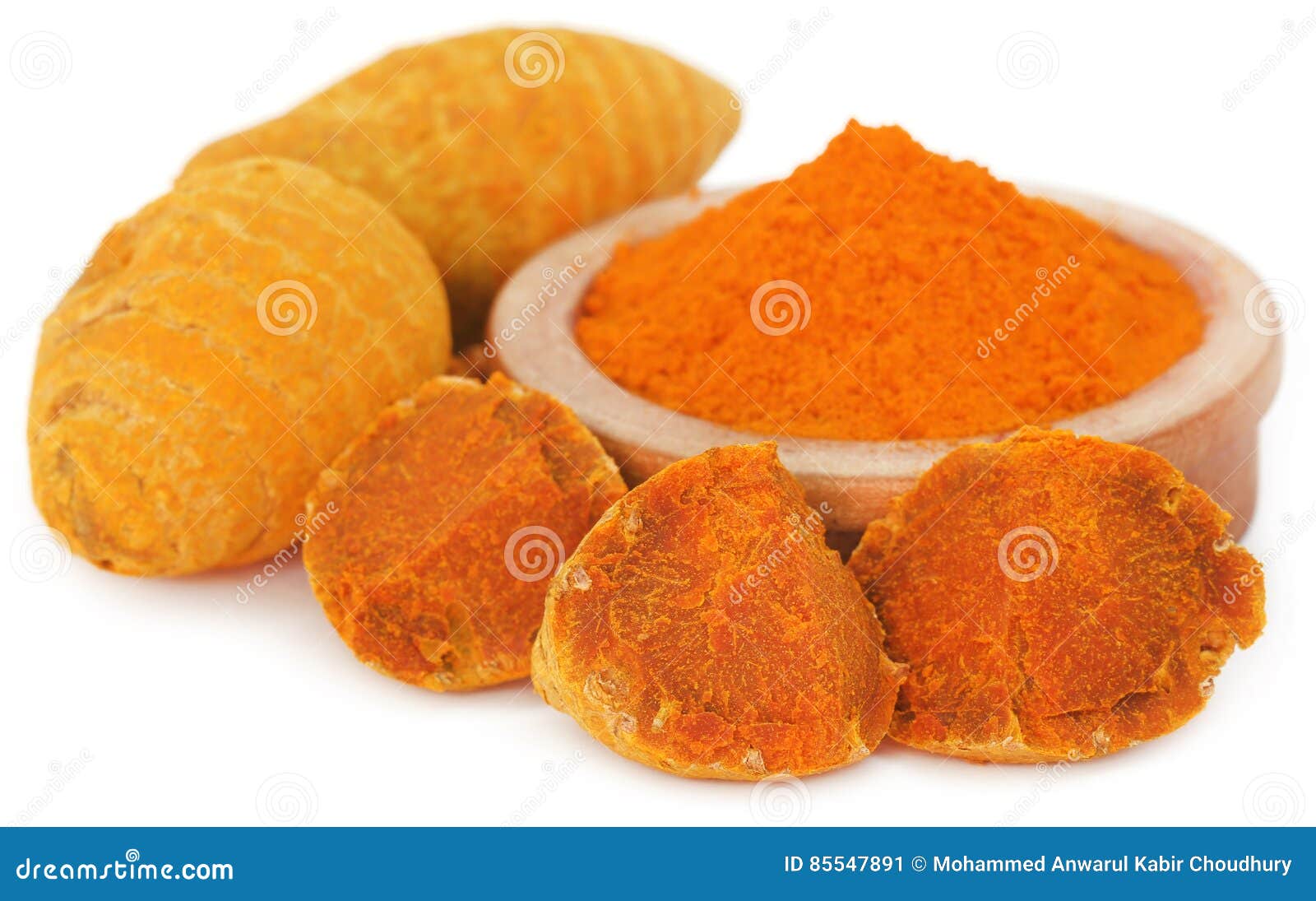 Whole and ground turmeric stock image. Image of seasoning 85547891