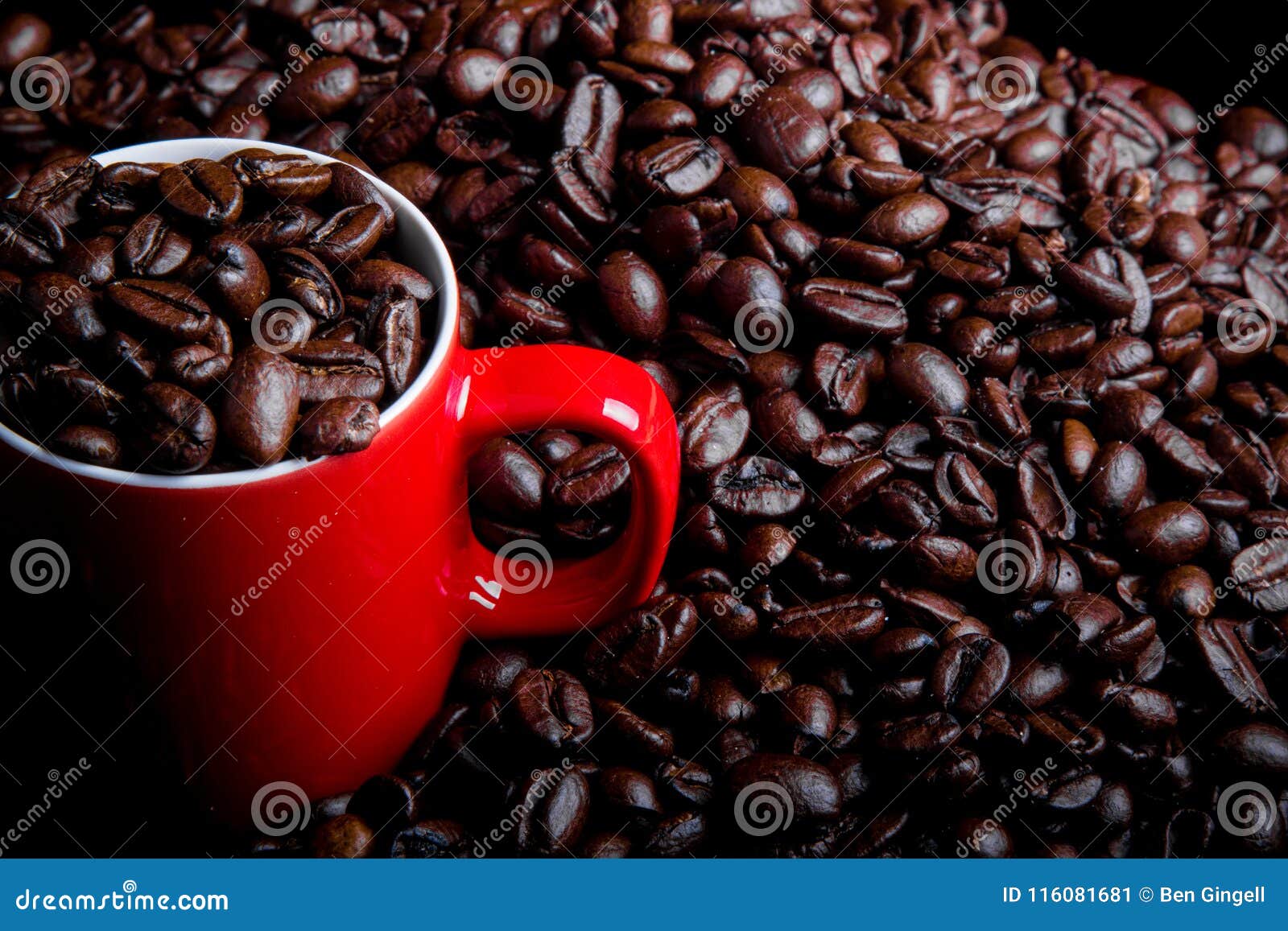 Whole roasted coffee beans stock image. Image of drink 116081681
