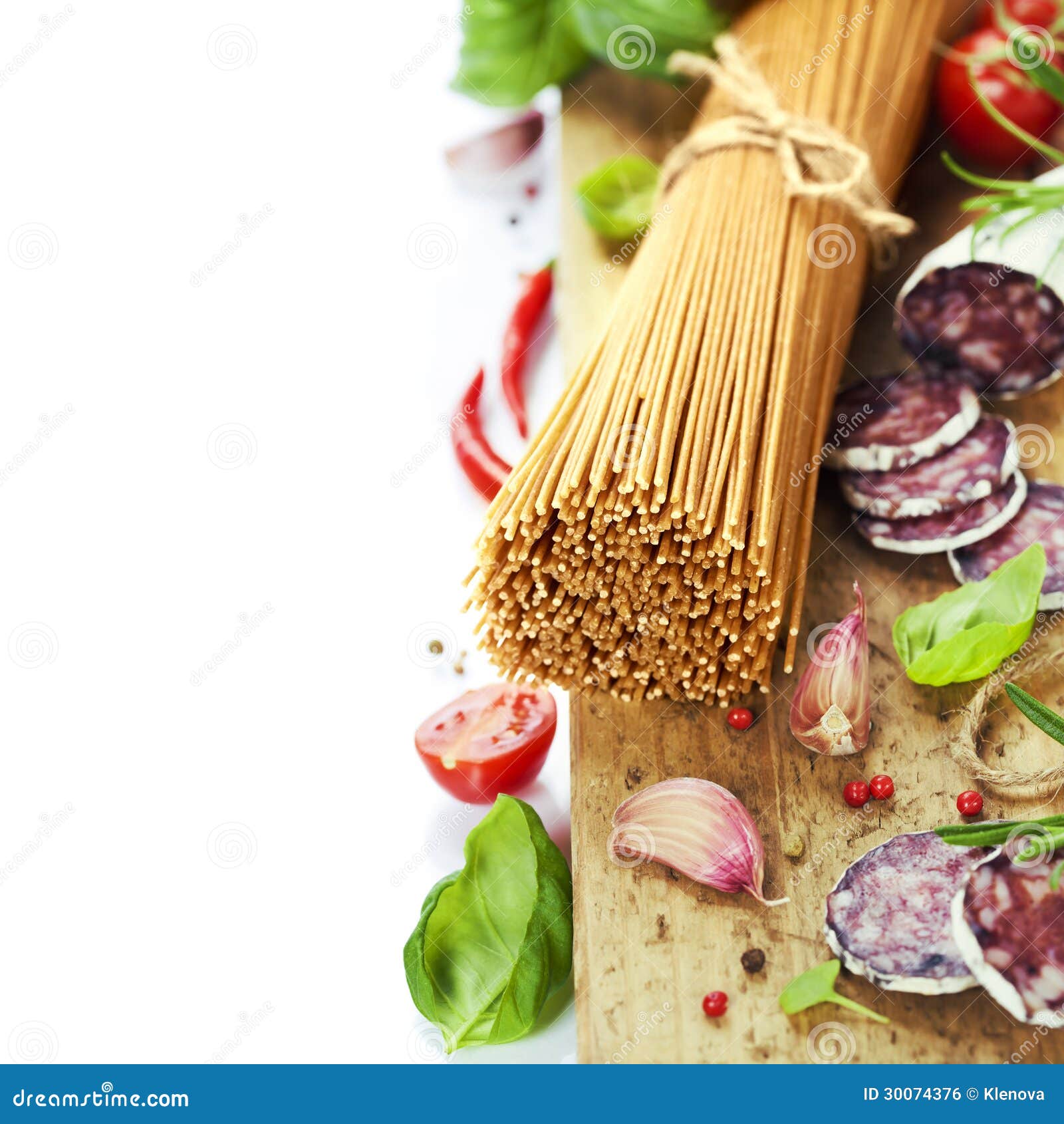 Whole wheat spaghetti stock photo. Image of brown, garlic 30074376