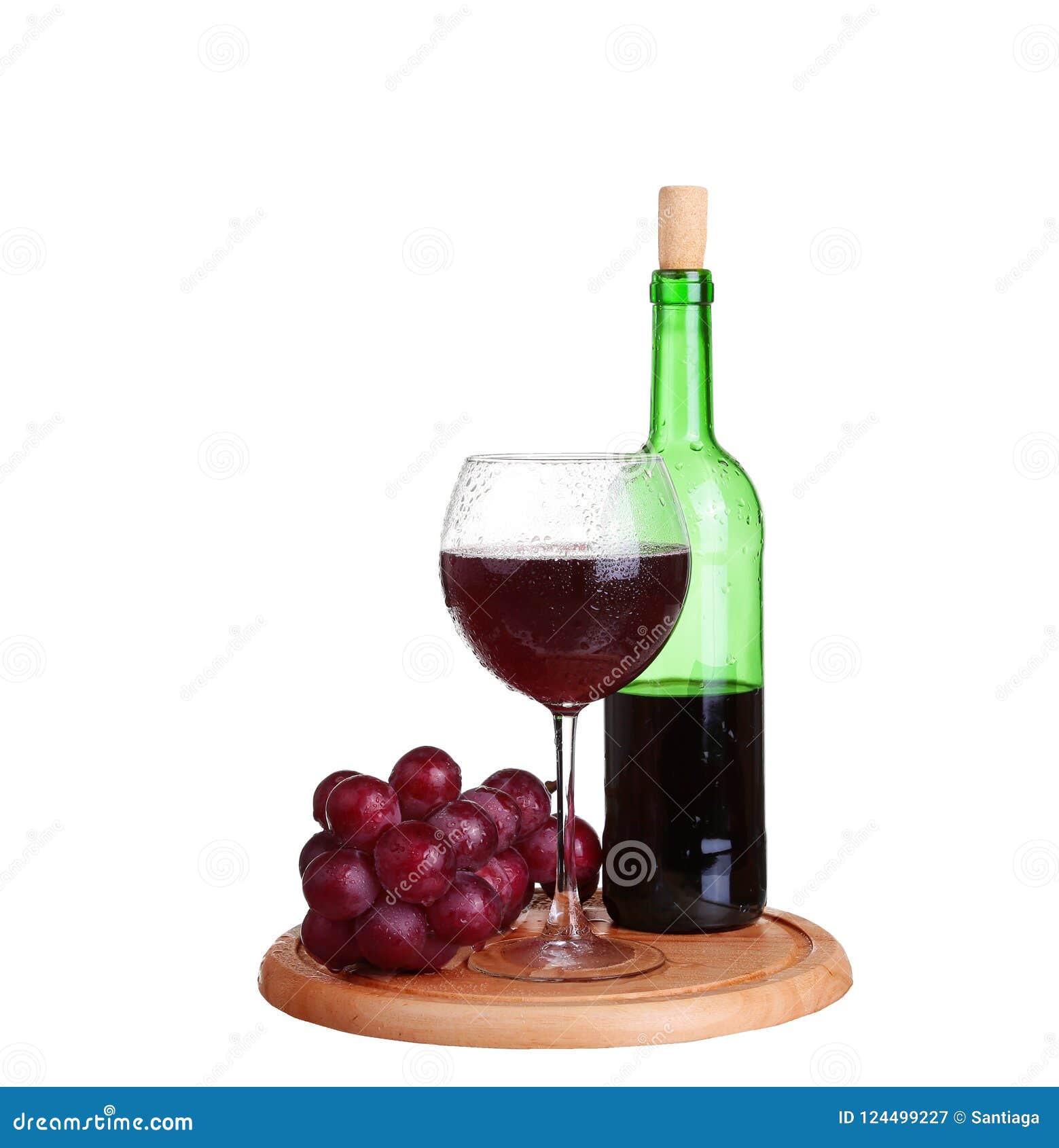 Samenwerking pijn doen slecht Wijnglas Met Rode Wijn, Fles Wijn En Druiven Die Over Witte Achtergrond  Worden Geïsoleerd Stock Afbeelding - Image of rood, diner: 124499227