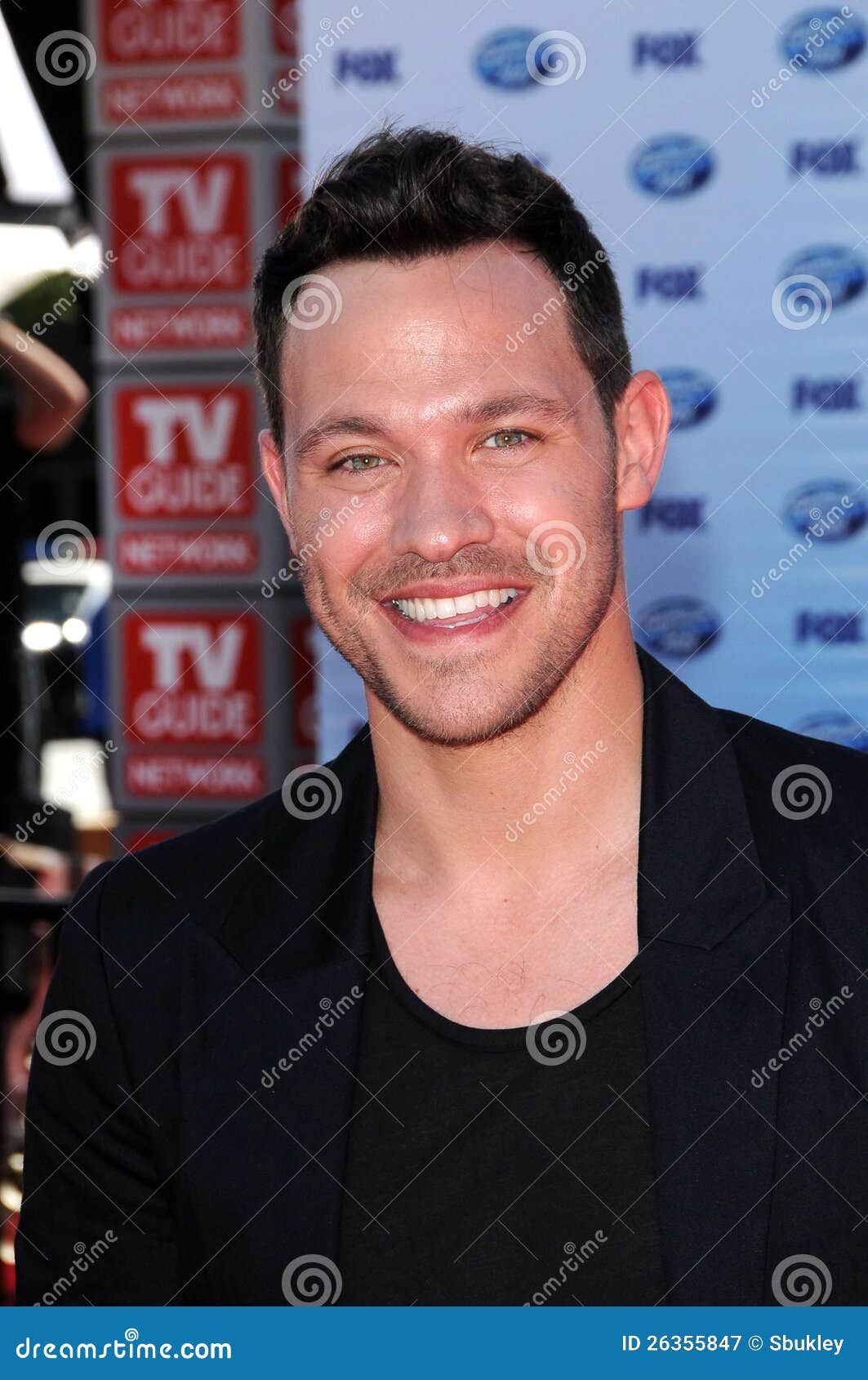 Will Young editorial photography. Image of nokia, idol - 26355847