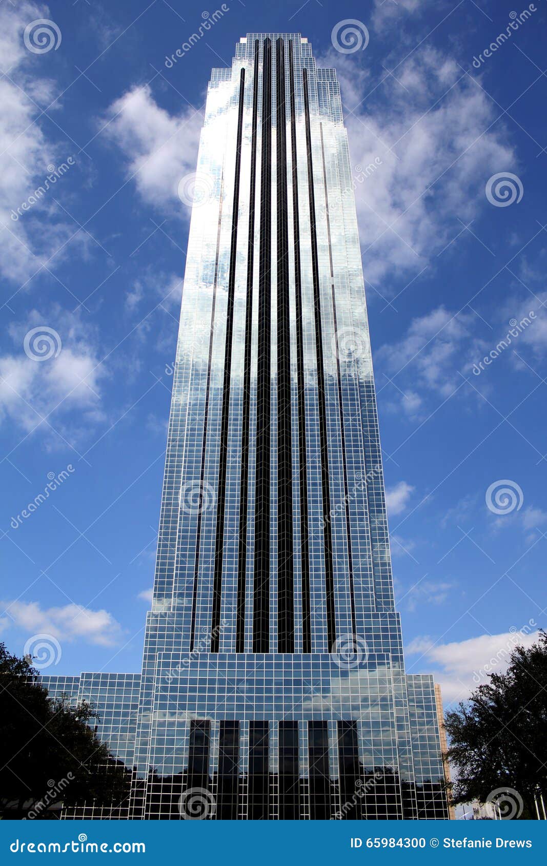 Houston Galleria editorial photo. Image of skyscraper - 89345561