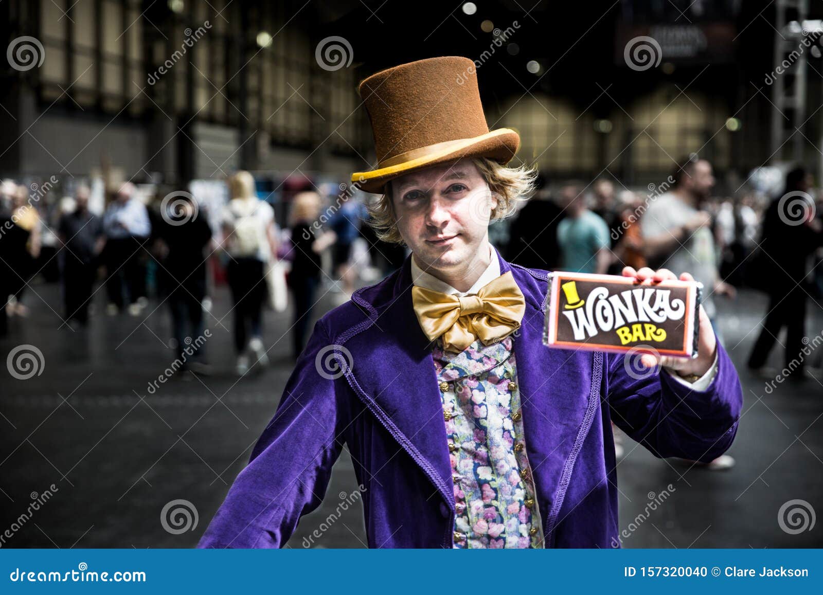 Willy Wonka Cosplay immagine editoriale. Immagine di carattere - 157320040