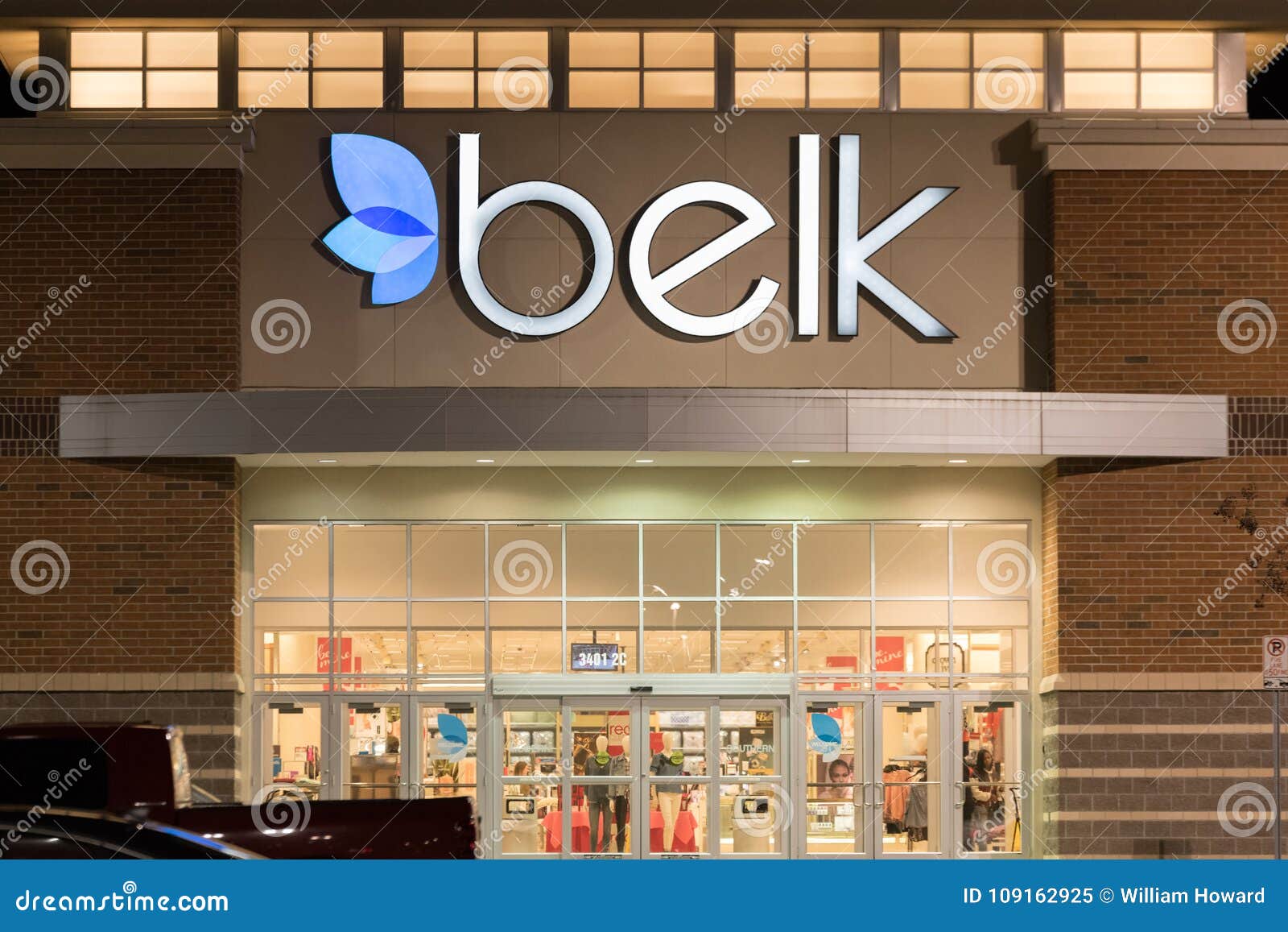 Belk Department Store Empty Parking Lots Temporary Shut Down At Cobb