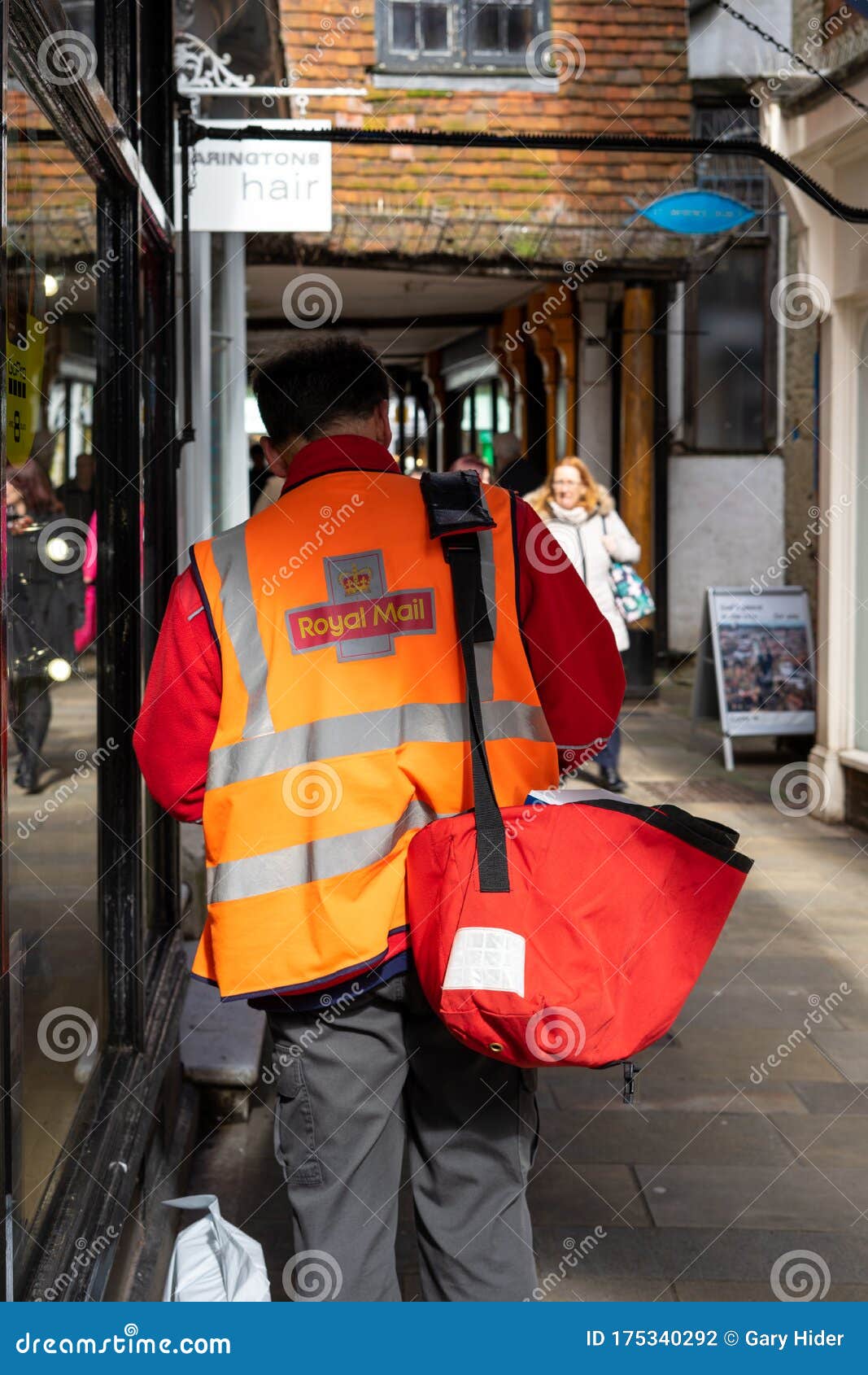 Royal mail postman jobs in swindon