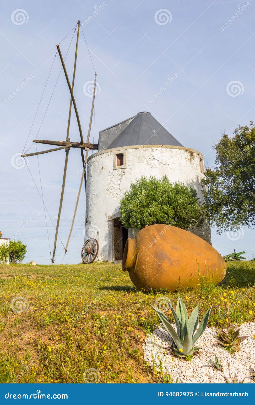 windmill in santiago do cacem
