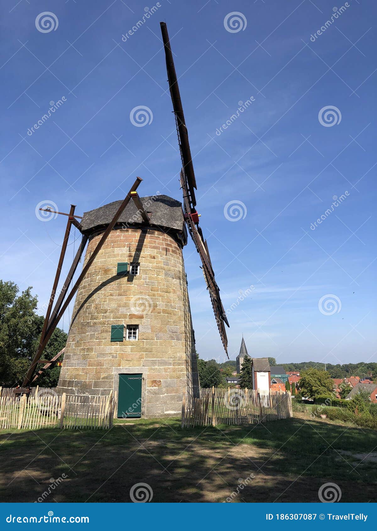 windmill in uelsen