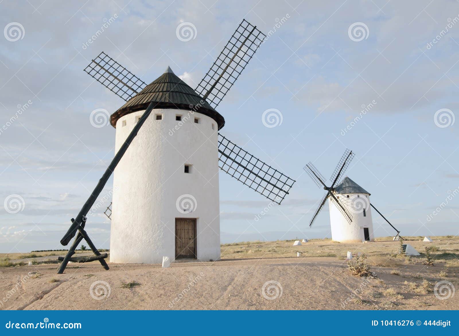 windmills at campo de criptana, ciudad real, spain