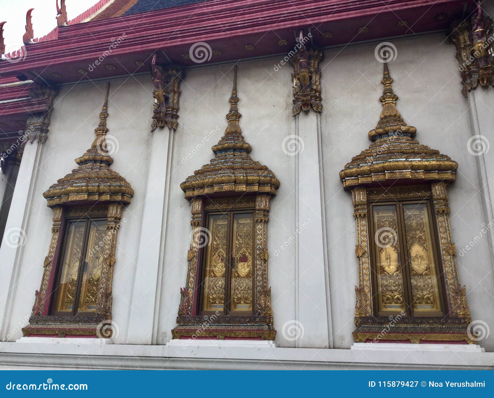 windows amarin temple , bangkok thailand