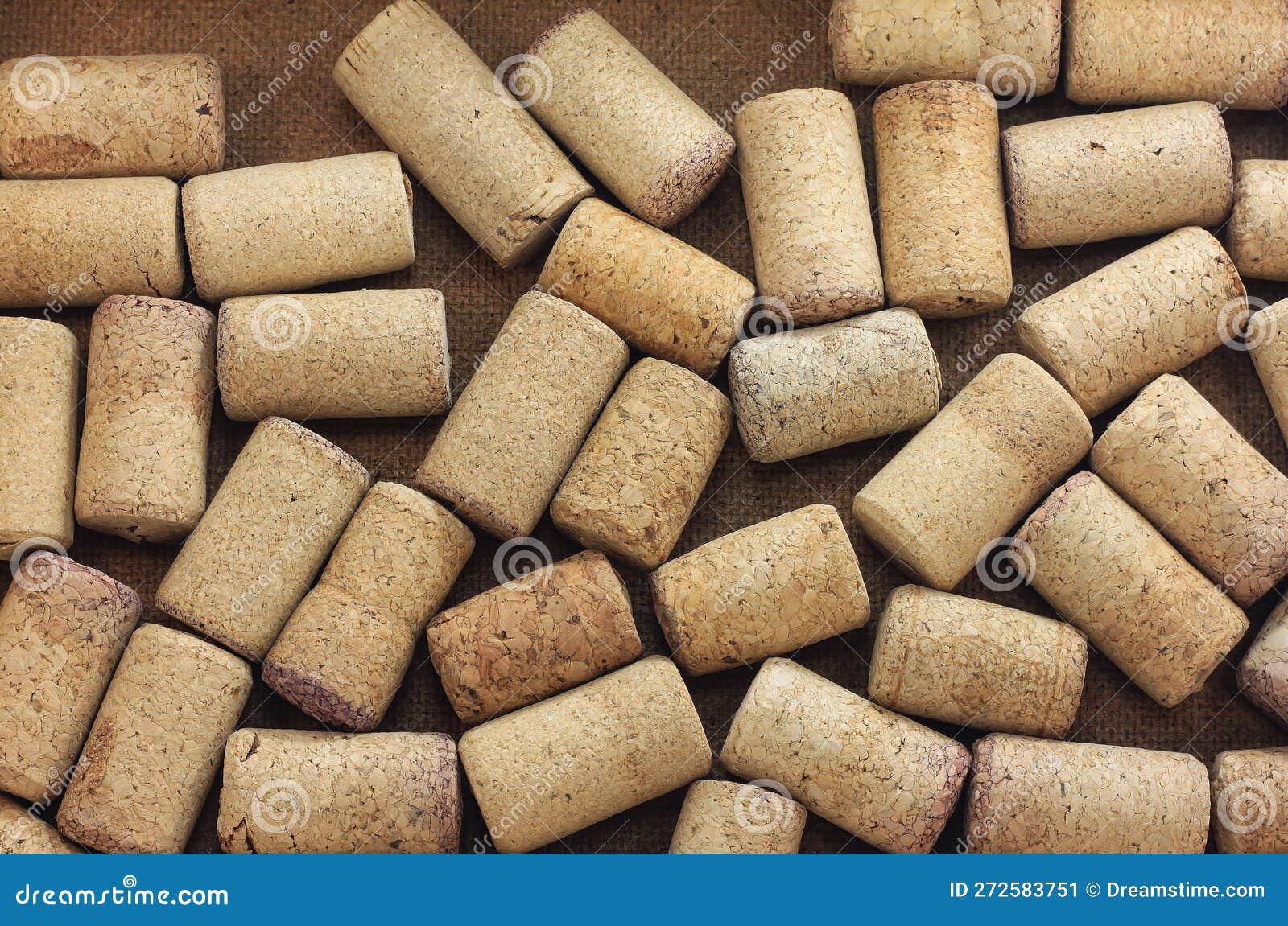 Wine Corks with Corks from Red Wine Bottles and Corks from White Wine