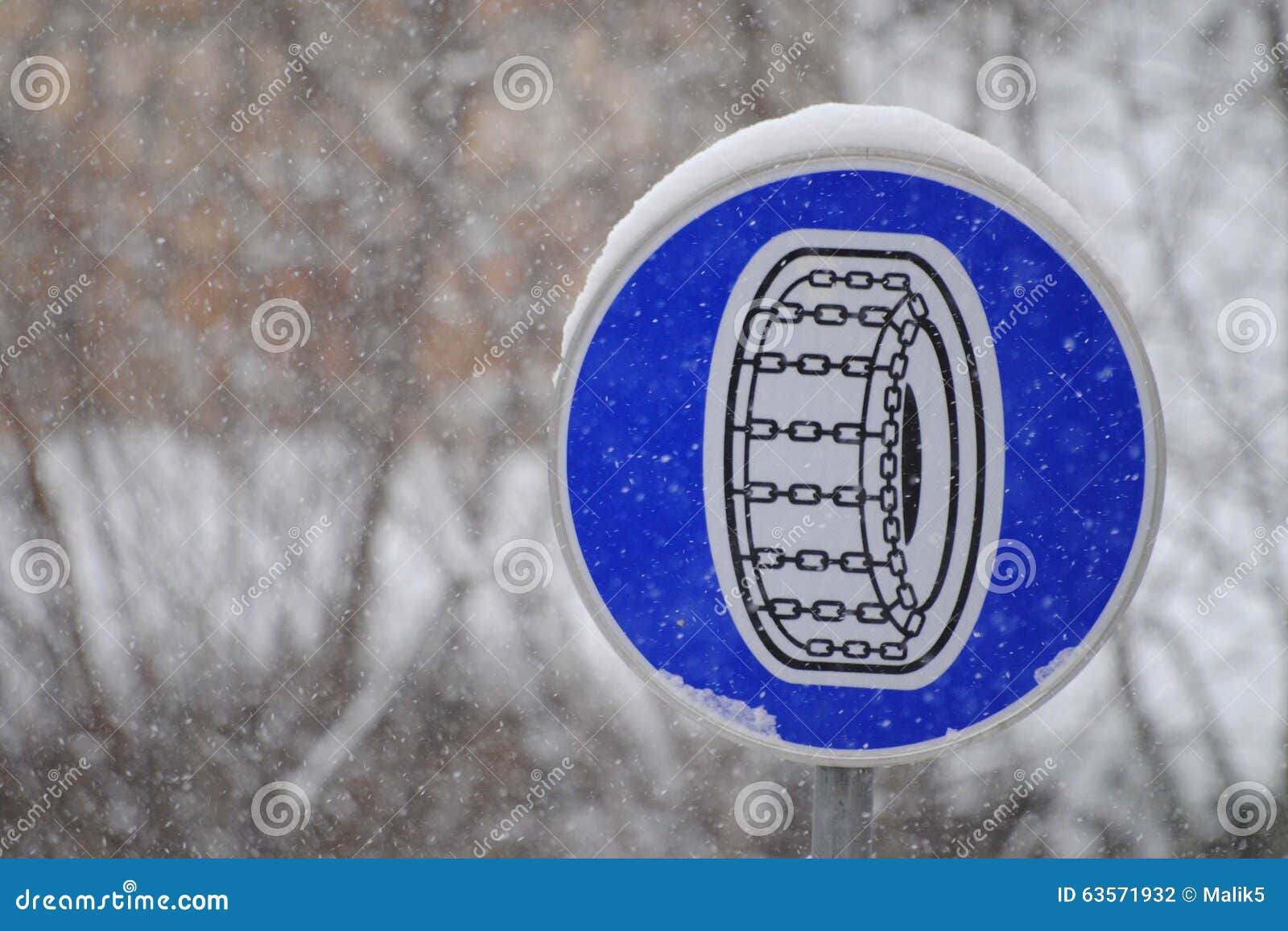Winter chains warning sign stock photo. Image of snow 63571932