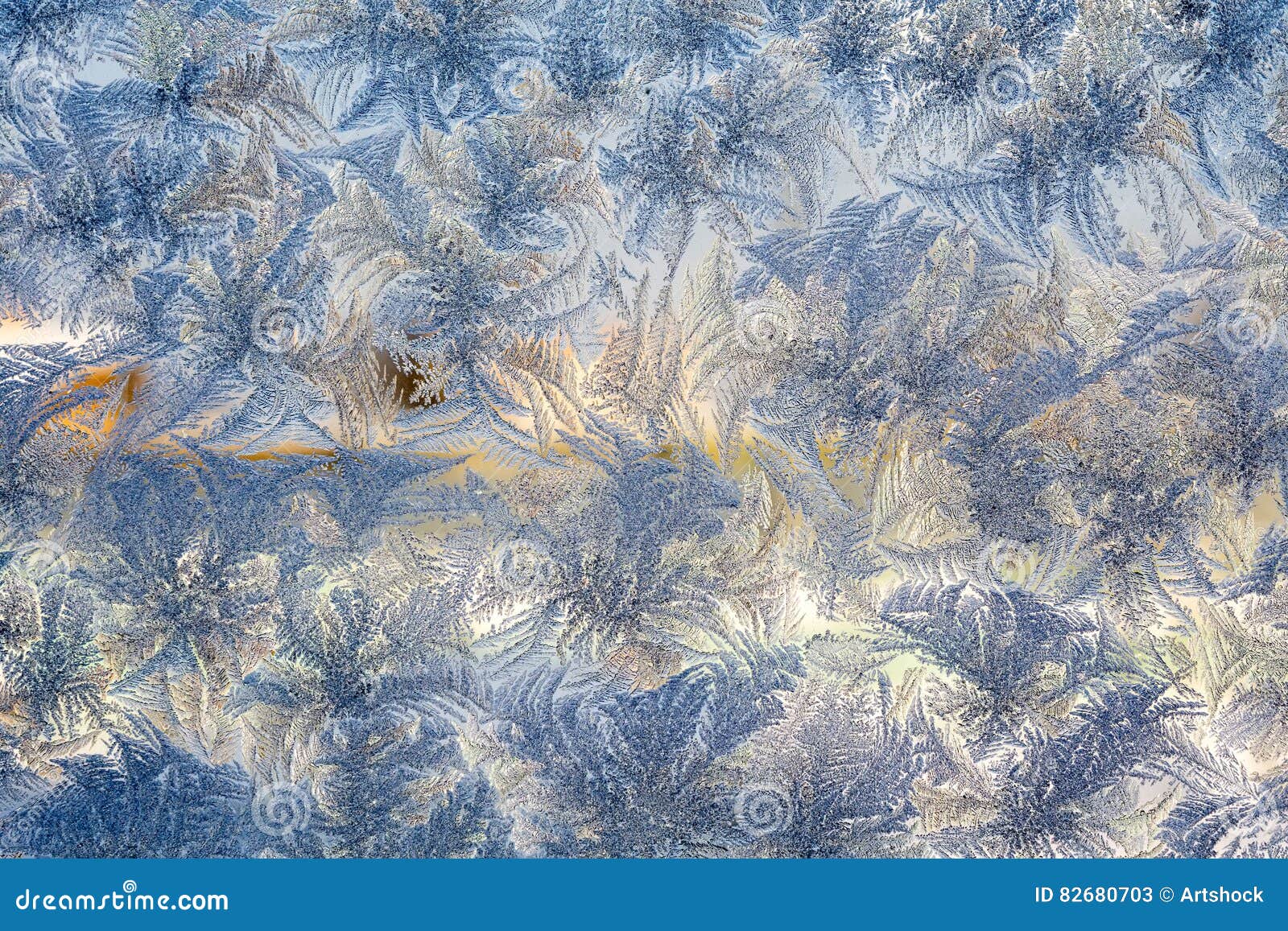 WinterEisblumen Auf Fenster Stockbild Bild von