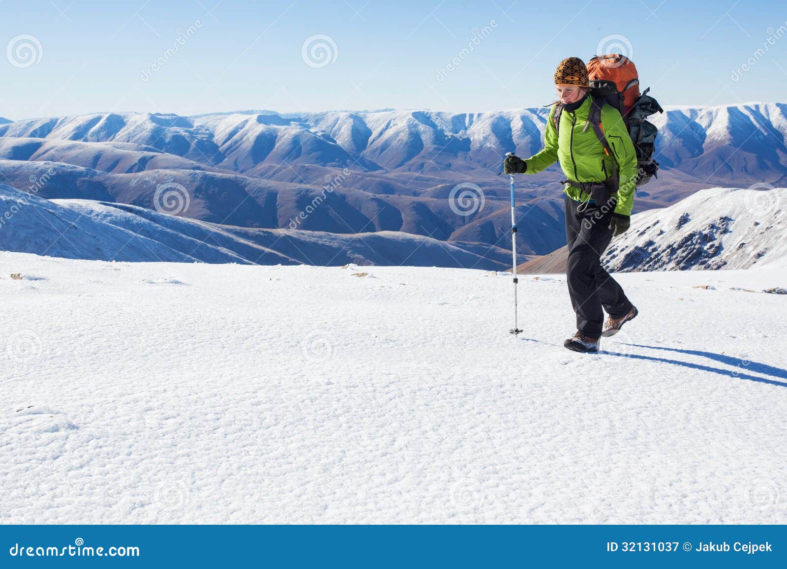 Winter mountain hiking stock image. Image of climbing 32131037