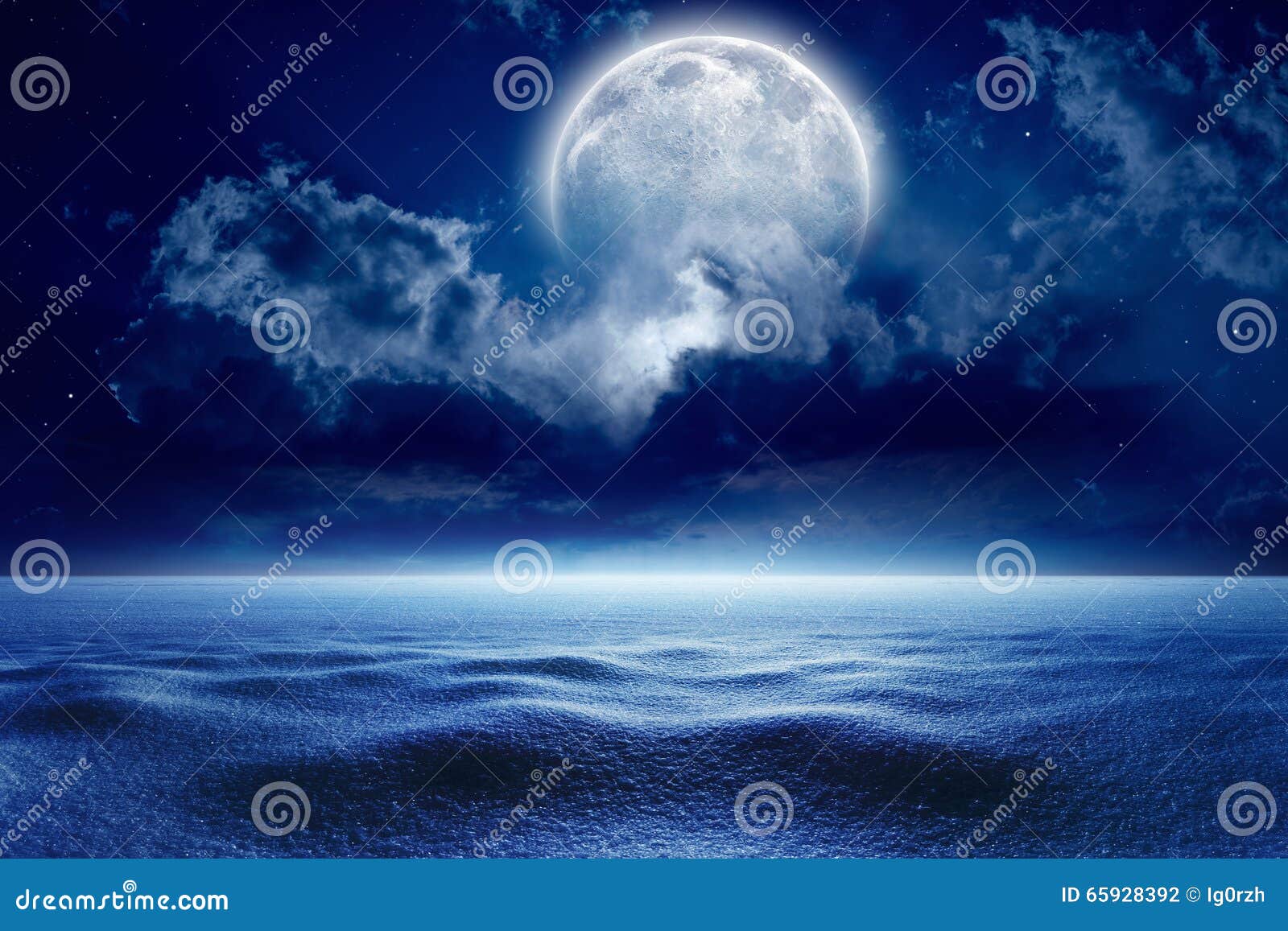 35,279 Winter Moon Stock Photos - Free & Royalty-Free Stock Photos from  Dreamstime