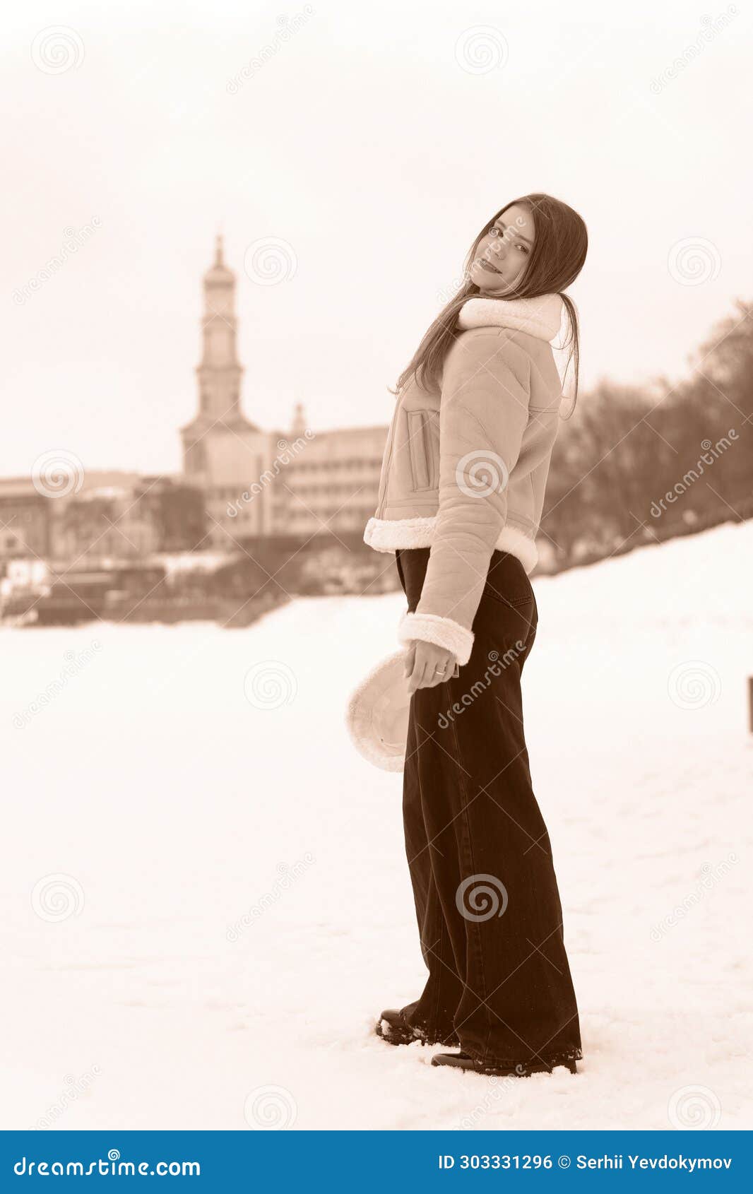 Elegant Young Woman in Trendy Beige Sheepskin Coat in Winter Park.  Fashionable Womens Clothing for Cold Winter Stock Image - Image of jeans,  outdoors: 265097541