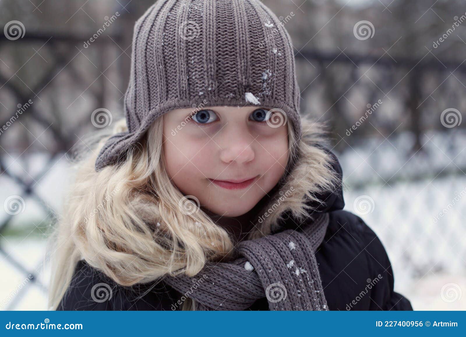 Winter Portrait of Happy Little Girl Wearing Knitted Hat, Scarf and ...