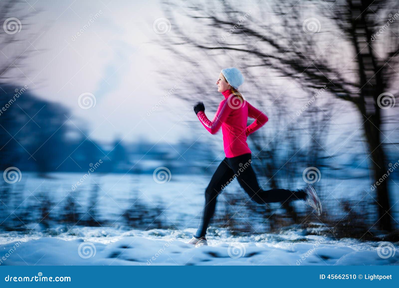 54,155 Winter Running Photos - Free & Royalty-Free Stock Photos from  Dreamstime